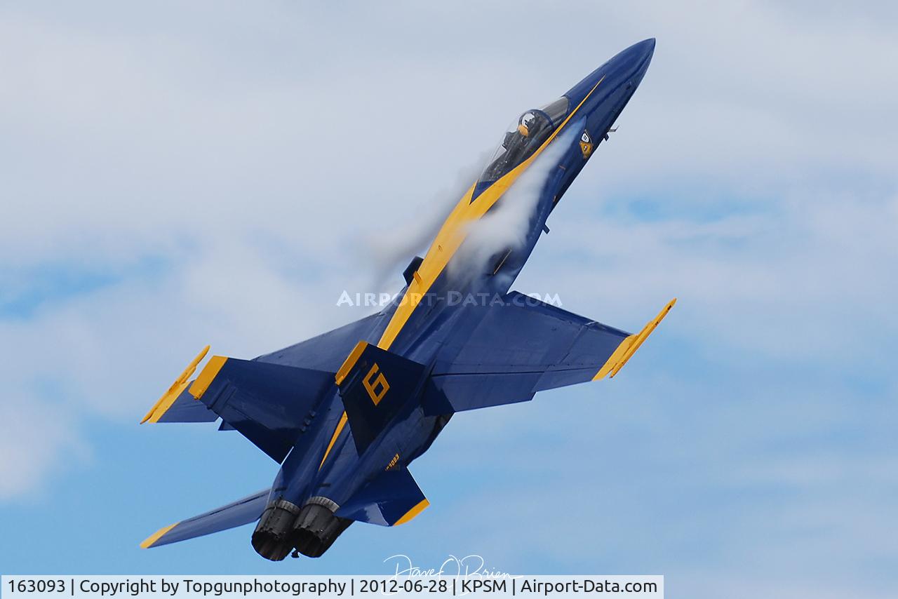 163093, McDonnell Douglas F/A-18A Hornet C/N 0475/A391, Solo lifting off the end of the runway