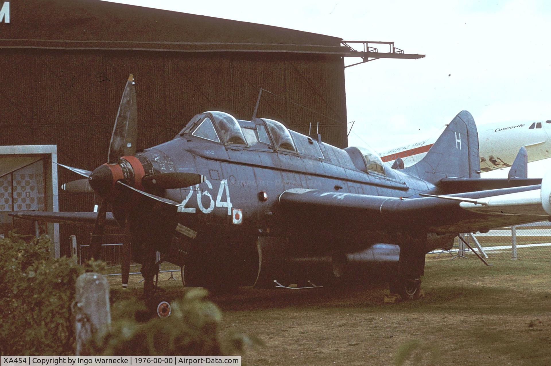 XA454, Fairey Gannet COD.4 C/N F9307, Fairey Gannet COD4 at the Fleet Air Arm Museum, Yeovilton