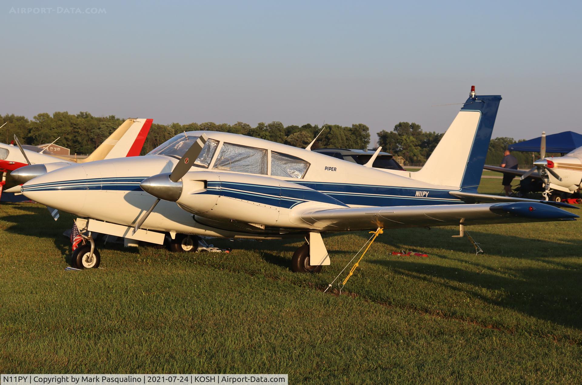 N11PY, 1964 Piper PA-30 Twin Comanche Twin Comanche C/N 30-533, Piper PA-30