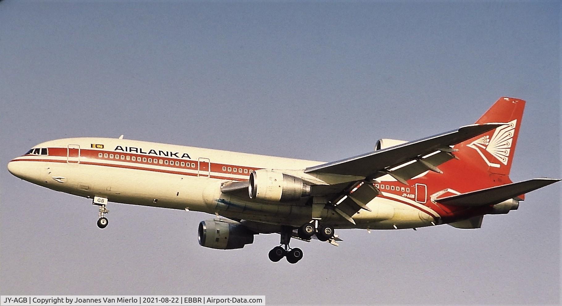 JY-AGB, 1981 Lockheed L-1011-385-3 TriStar 500 C/N 293A-1219, Approaching BRU 25L '90s
