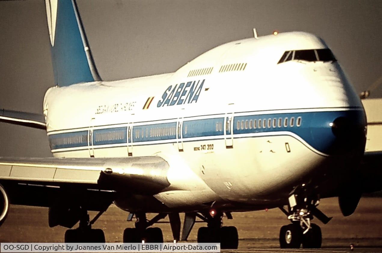 OO-SGD, 1990 Boeing 747-329M/SF C/N 24837/810, Taxiing at Brussels '90s scan slide