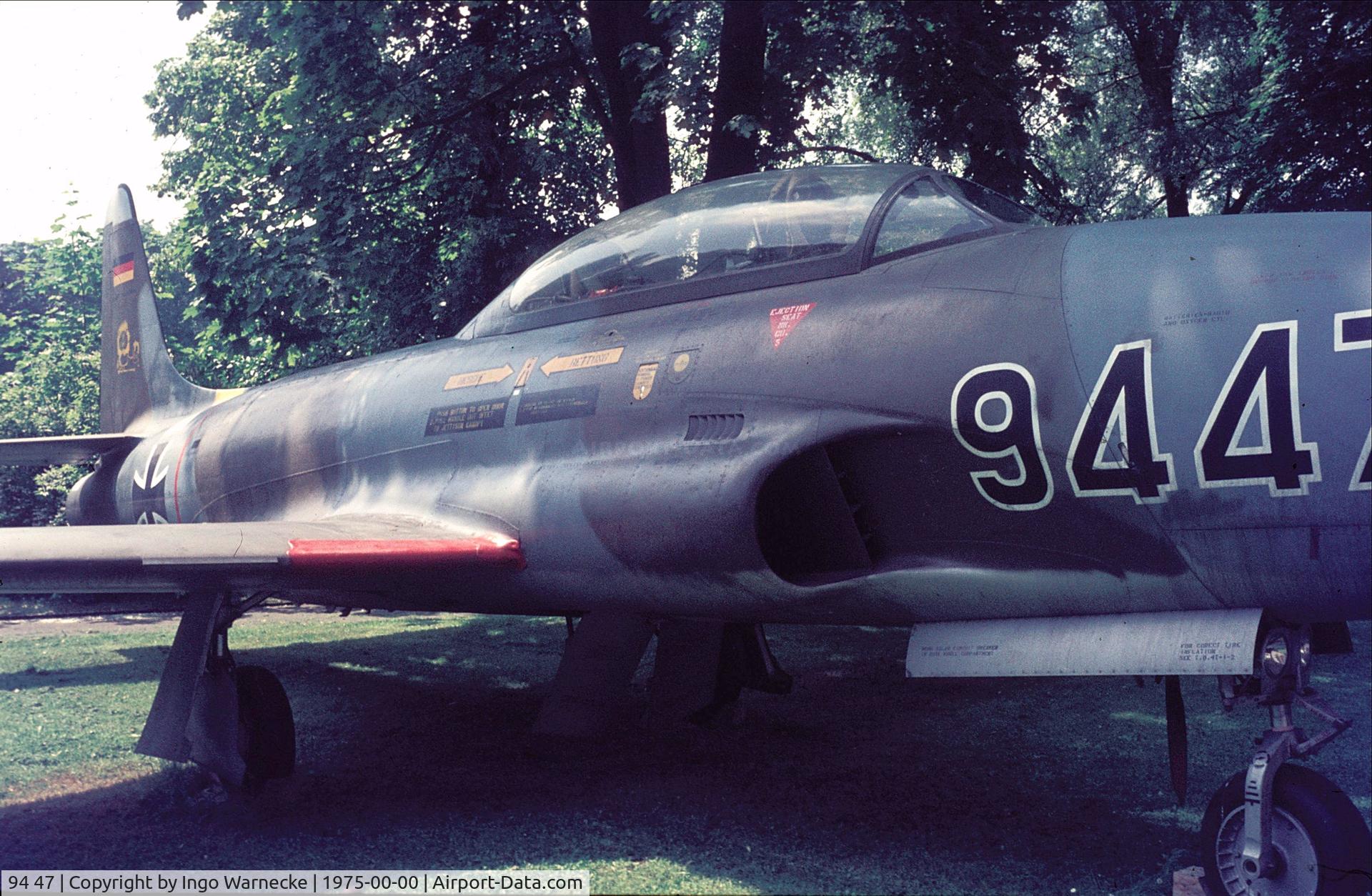 94 47, Lockheed T-33A Shooting Star C/N 580-8967, Lockheed T-33A outside in the park of the Deutsches Museum Museumsinsel, München