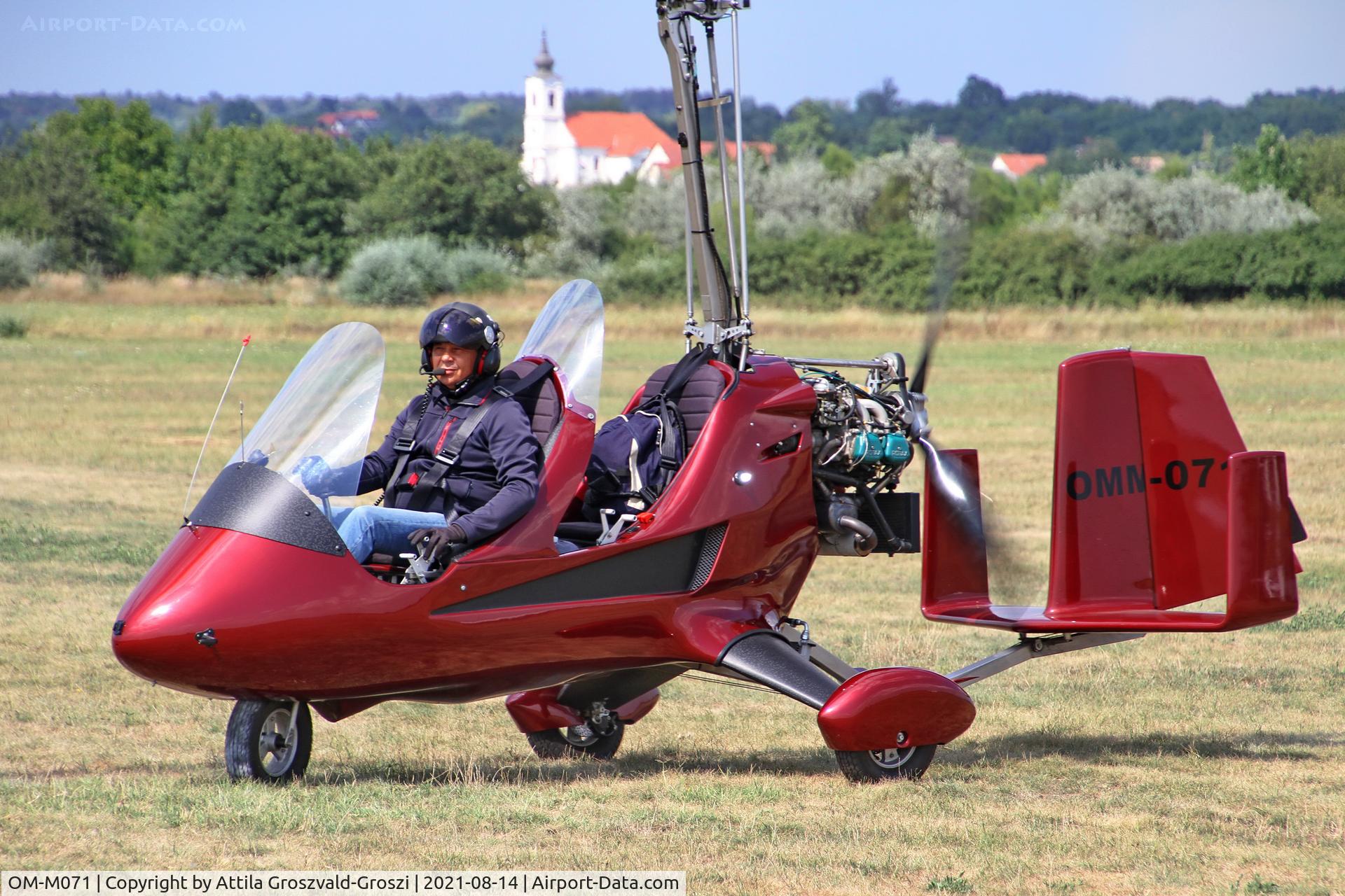 OM-M071, 2012 Halley Apollo Gyro AG1 C/N 260912, Balatonfökajár Airport, Hungary