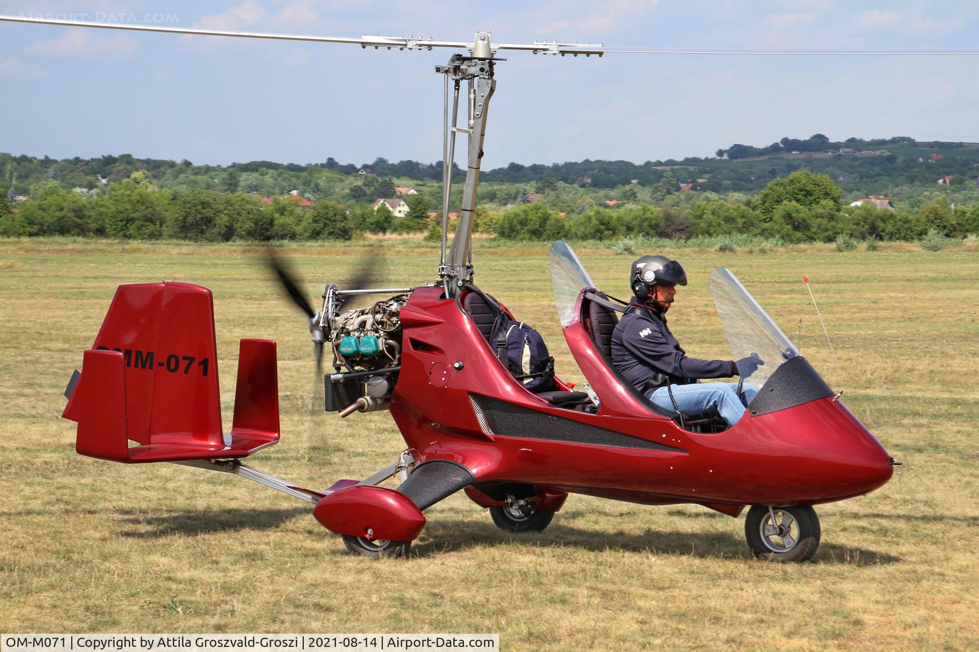 OM-M071, 2012 Halley Apollo Gyro AG1 C/N 260912, Balatonfökajár Airport, Hungary