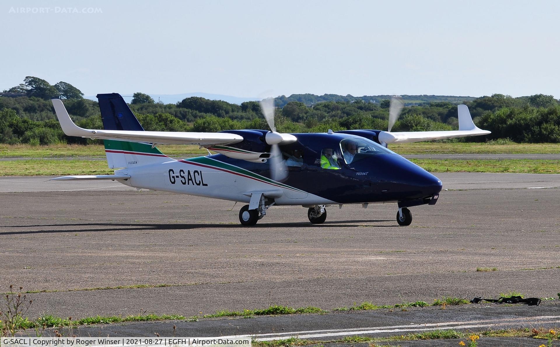 G-SACL, 2016 Tecnam P-2006T C/N 152, Resident P-2006T.