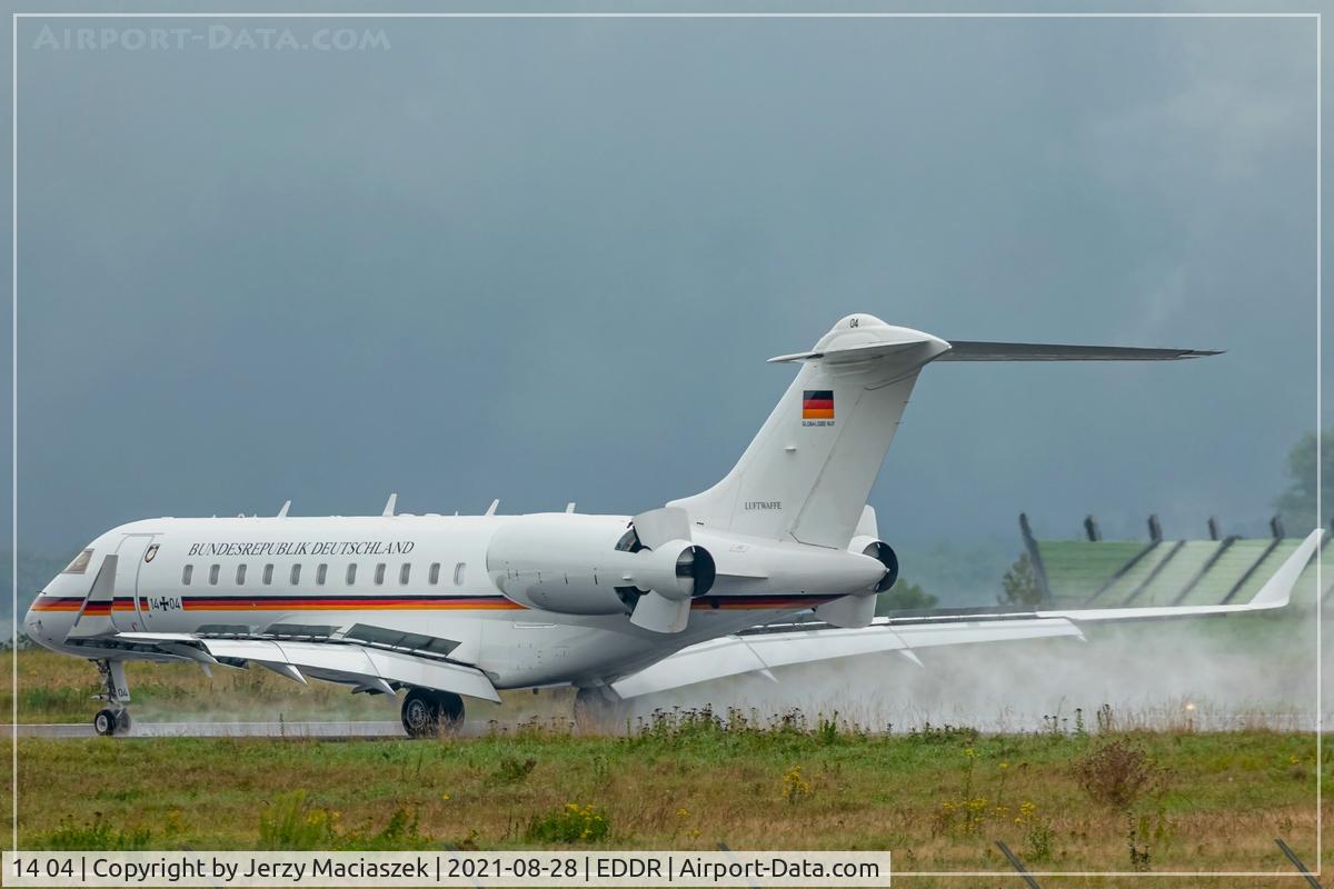 14 04, 2011 Bombardier BD-700-1A11 Global 5000 C/N 9417, 2010 Bombardier BD-700-1A11 Global Express, c/n: 9417
