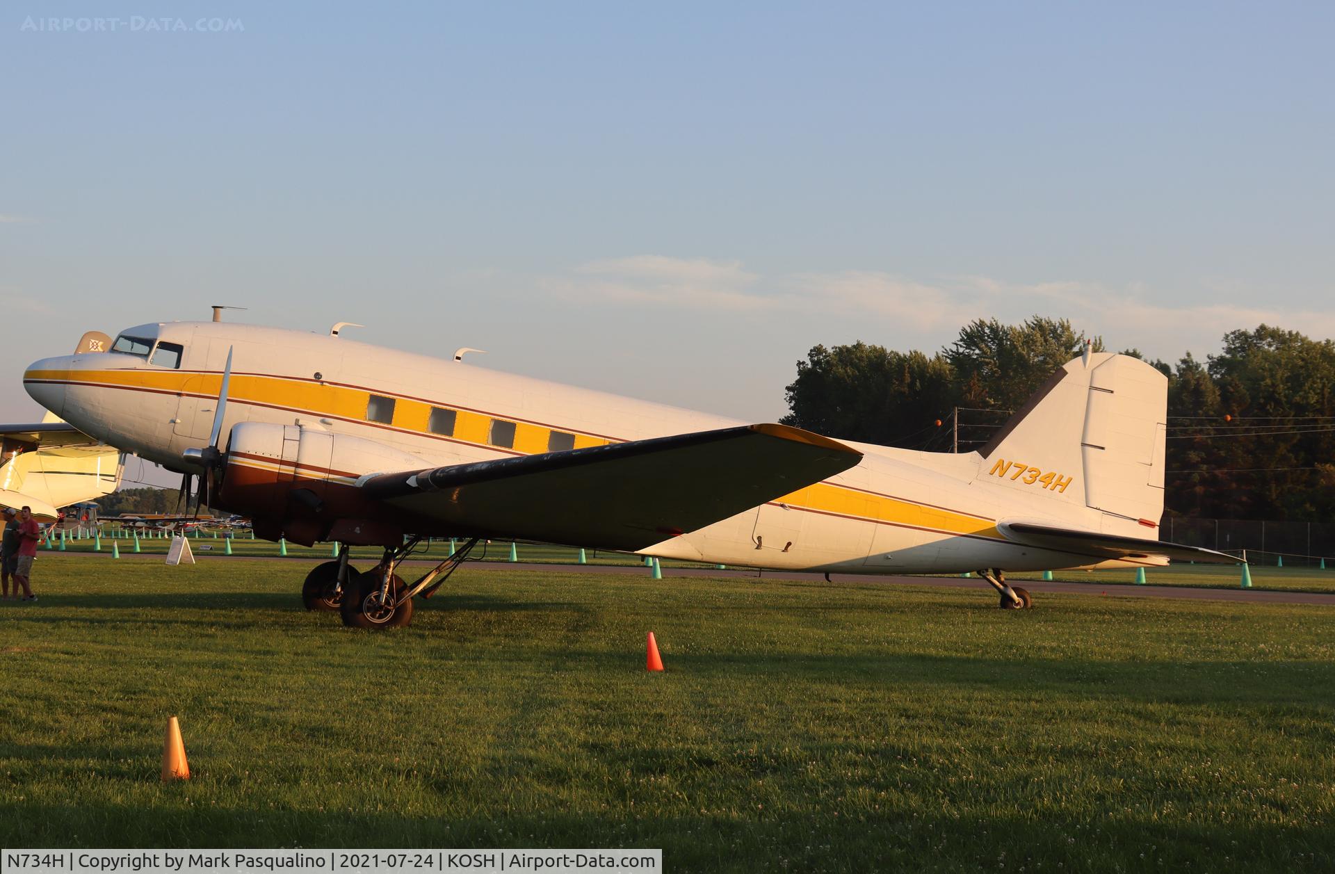 N734H, 1942 Douglas DC-3 (C-47-DL) C/N 4727, Douglas DC-3