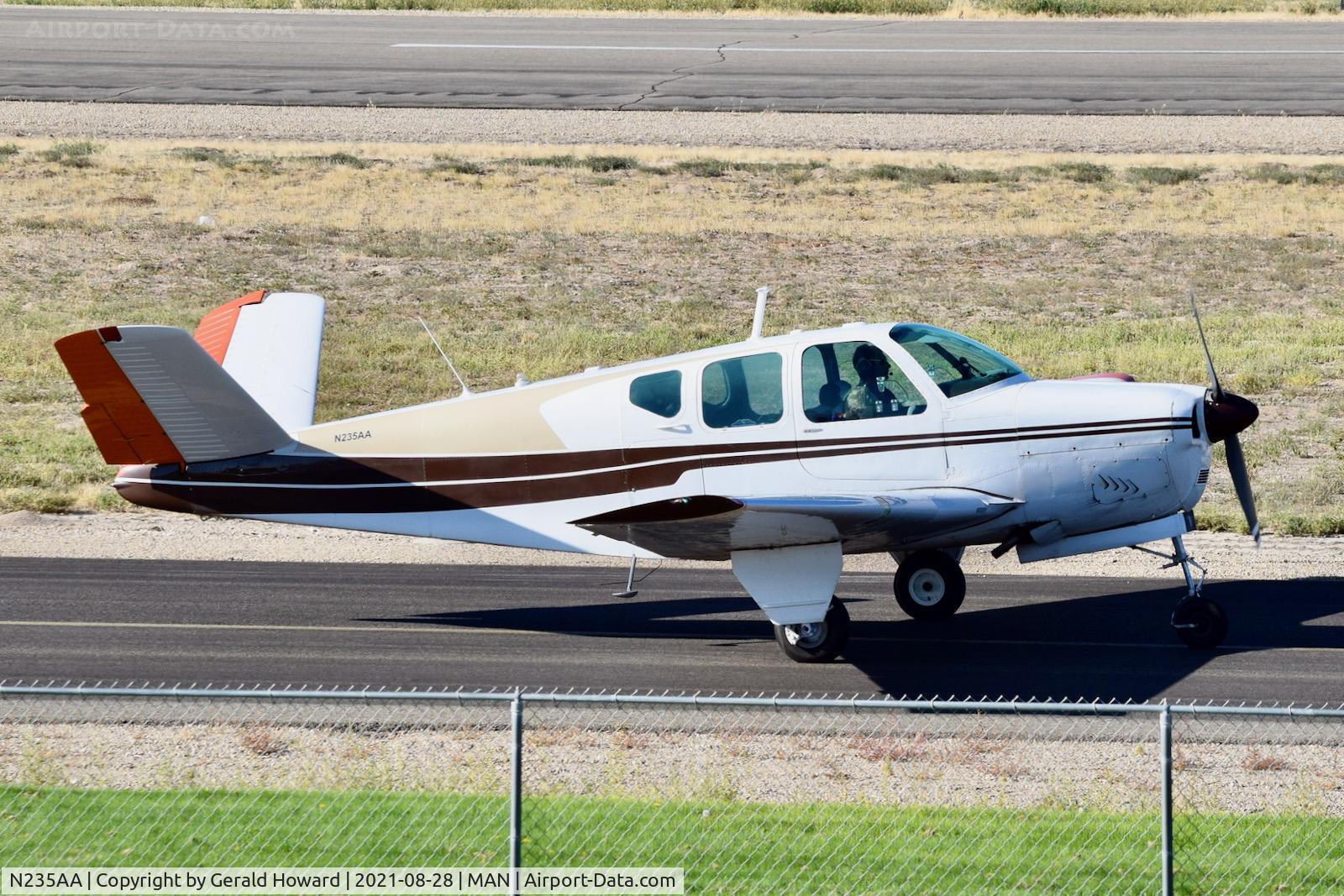 N235AA, 1959 Beech K35 Bonanza C/N D-5967, Taxi Alpha