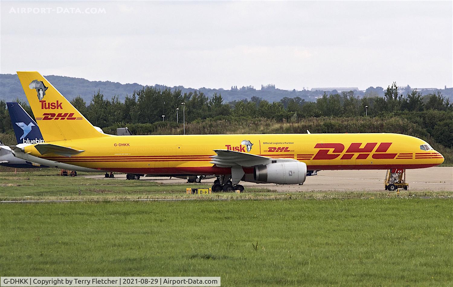 G-DHKK, 2001 Boeing 757-28A C/N 32449, At East Midlands Airport