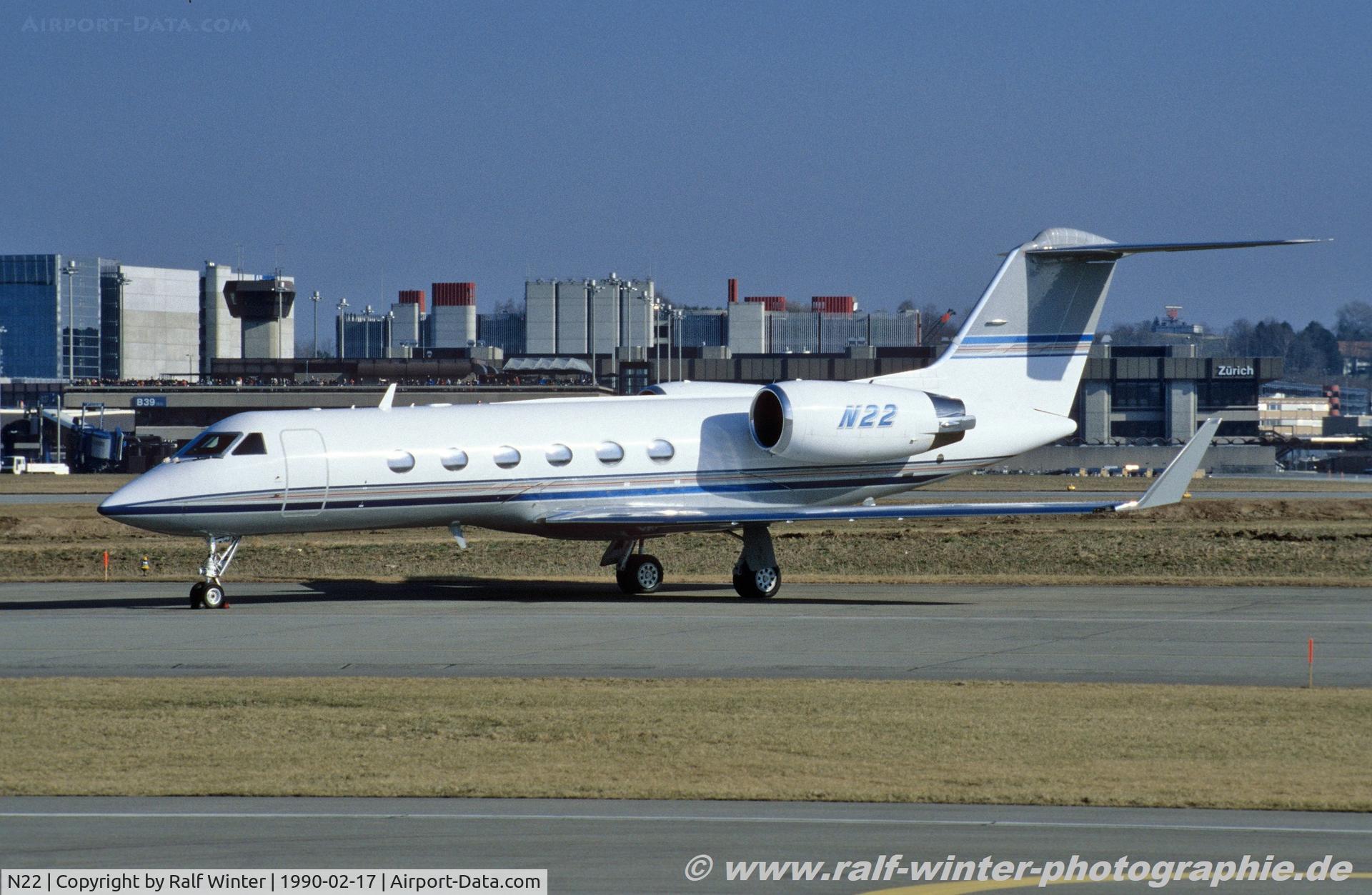 N22, 1987 Gulfstream Aerospace G-IV C/N 1042, Gulfstream G-IV - Allen Leasing and Financial - 1042 - N22 - 17.02.1990