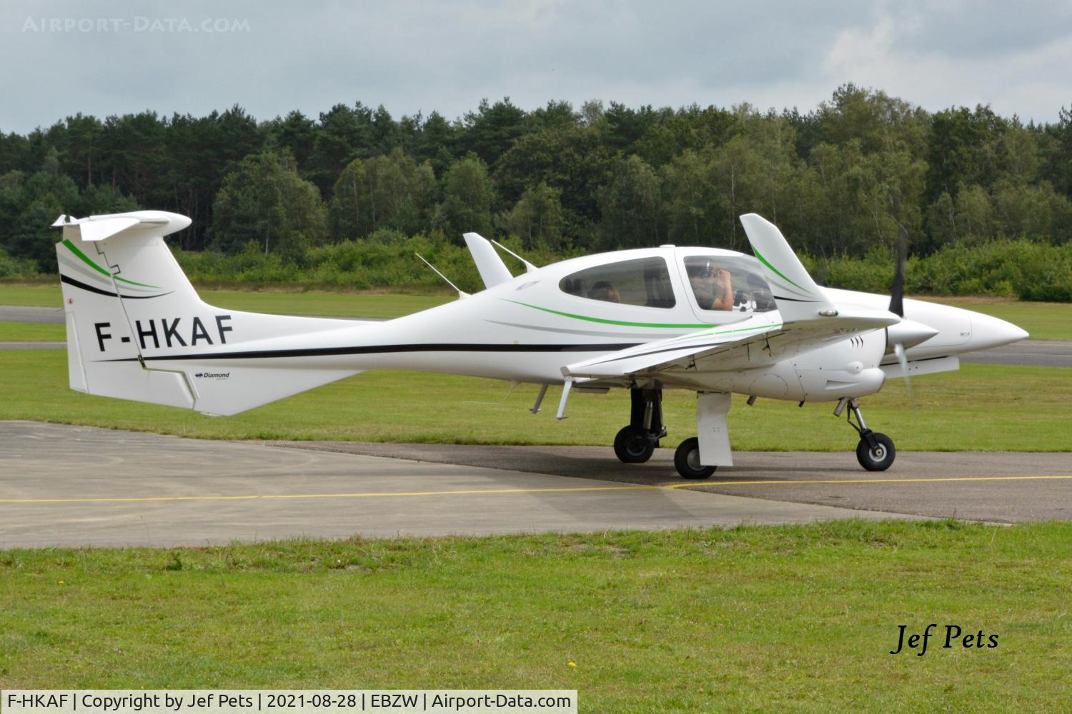 F-HKAF, Diamond DA-42 Twin Star C/N 42.226, At Genk-Zwartberg.