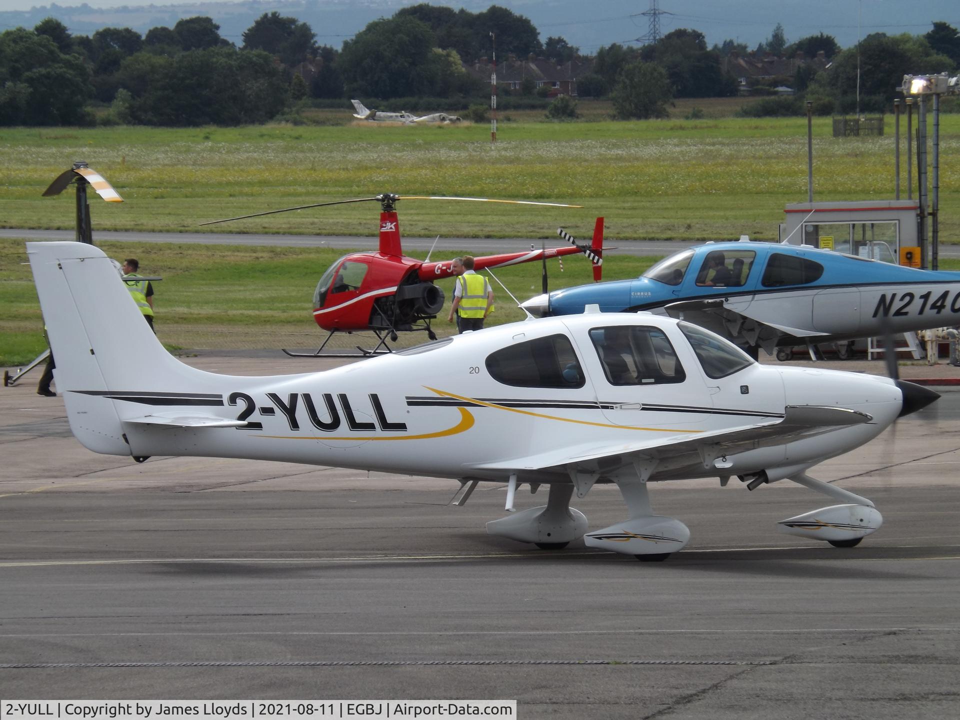 2-YULL, Cirrus SR-20 C/N 2509, At Gloucestershire Airport.