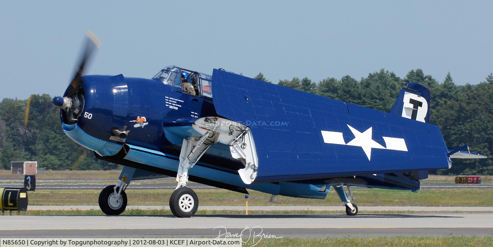 N85650, 1945 Grumman TBM-3W2 Avenger C/N 2469, folded it's wings back to taxi