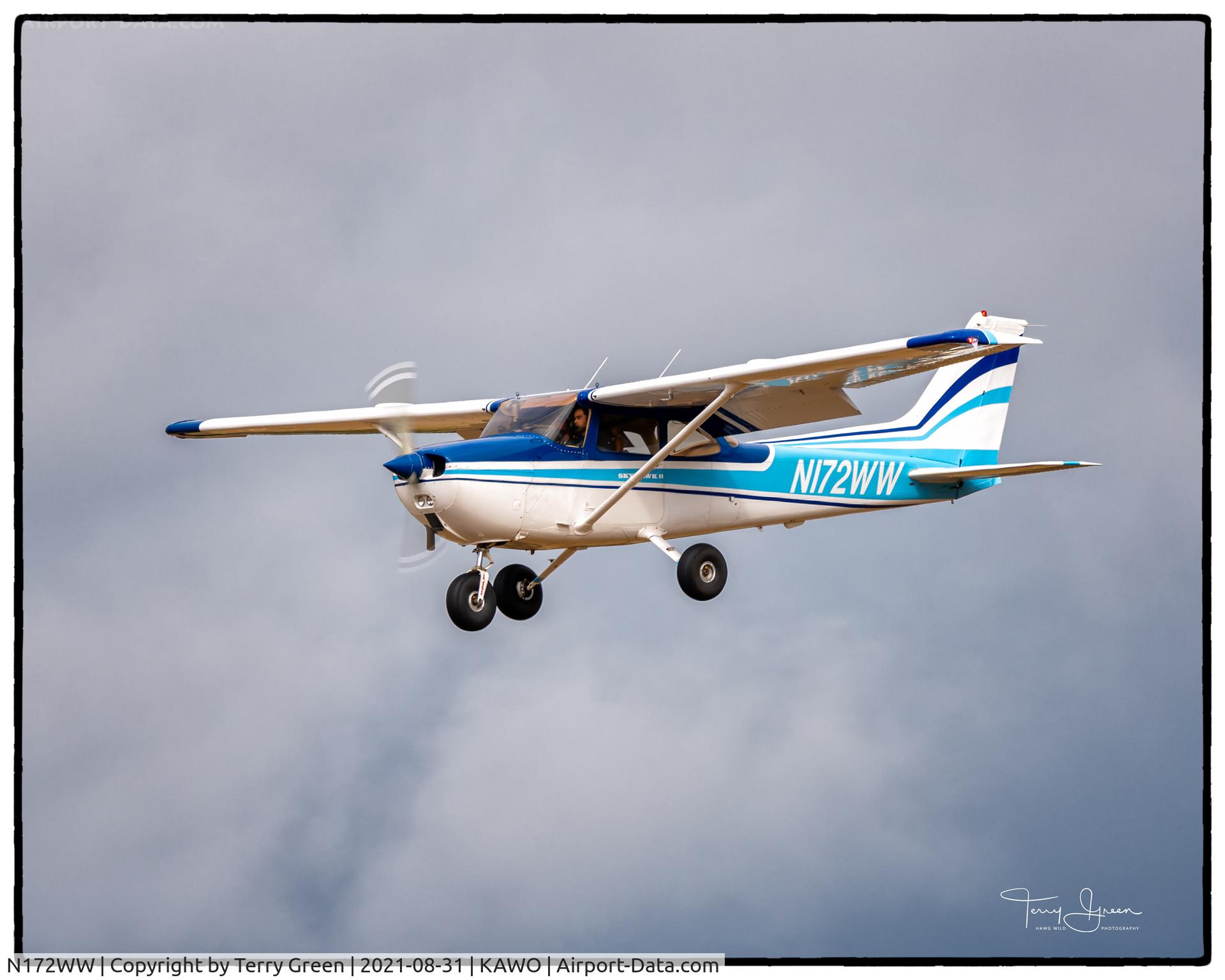 N172WW, 1976 Cessna 172M C/N 17267445, KAWO