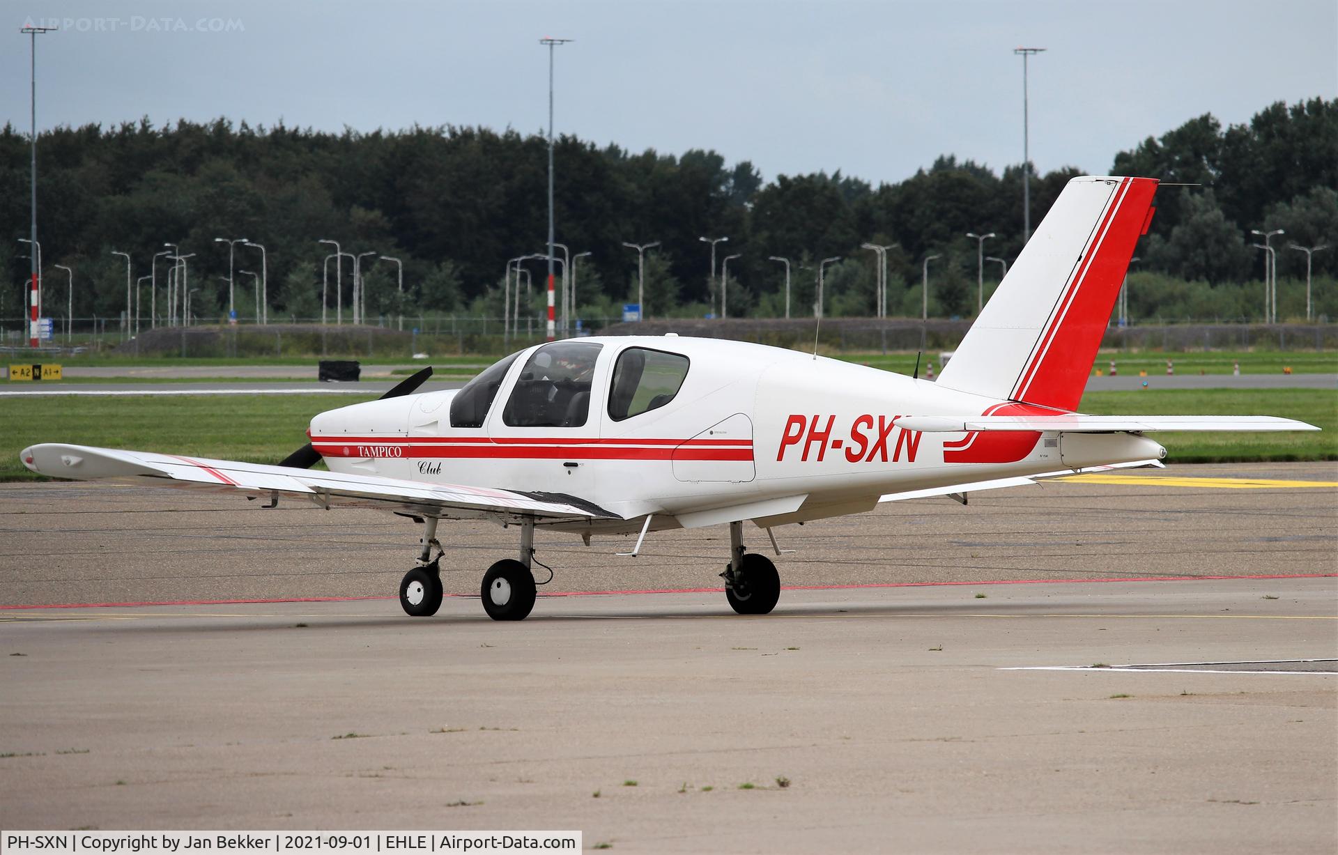 PH-SXN, Socata TB-9C Tampico Club C/N 1541, Lelystad Airport