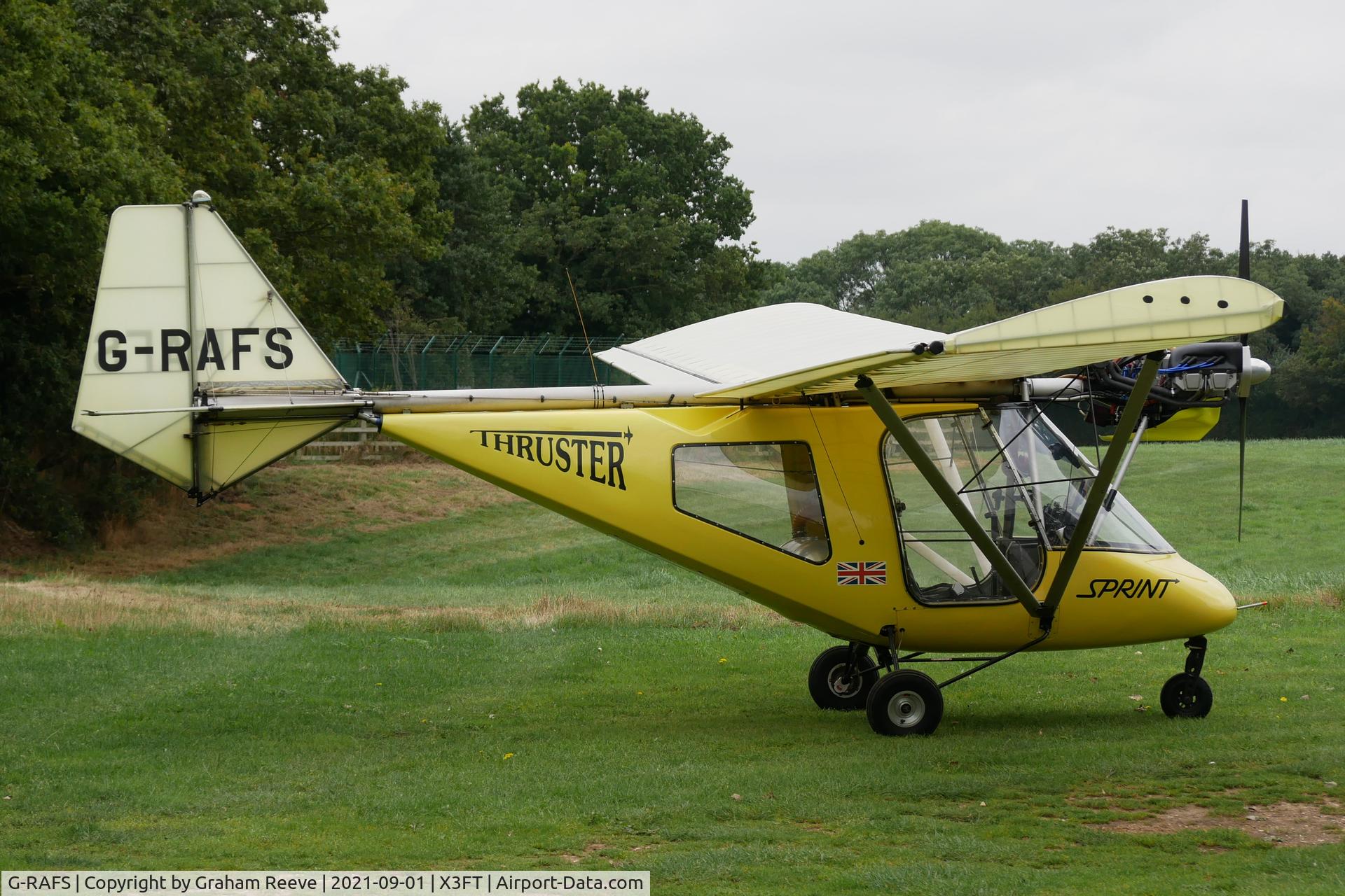 G-RAFS, 2004 Thruster T600N 450 C/N 0041-T600N-097, Parked at Felthorpe.