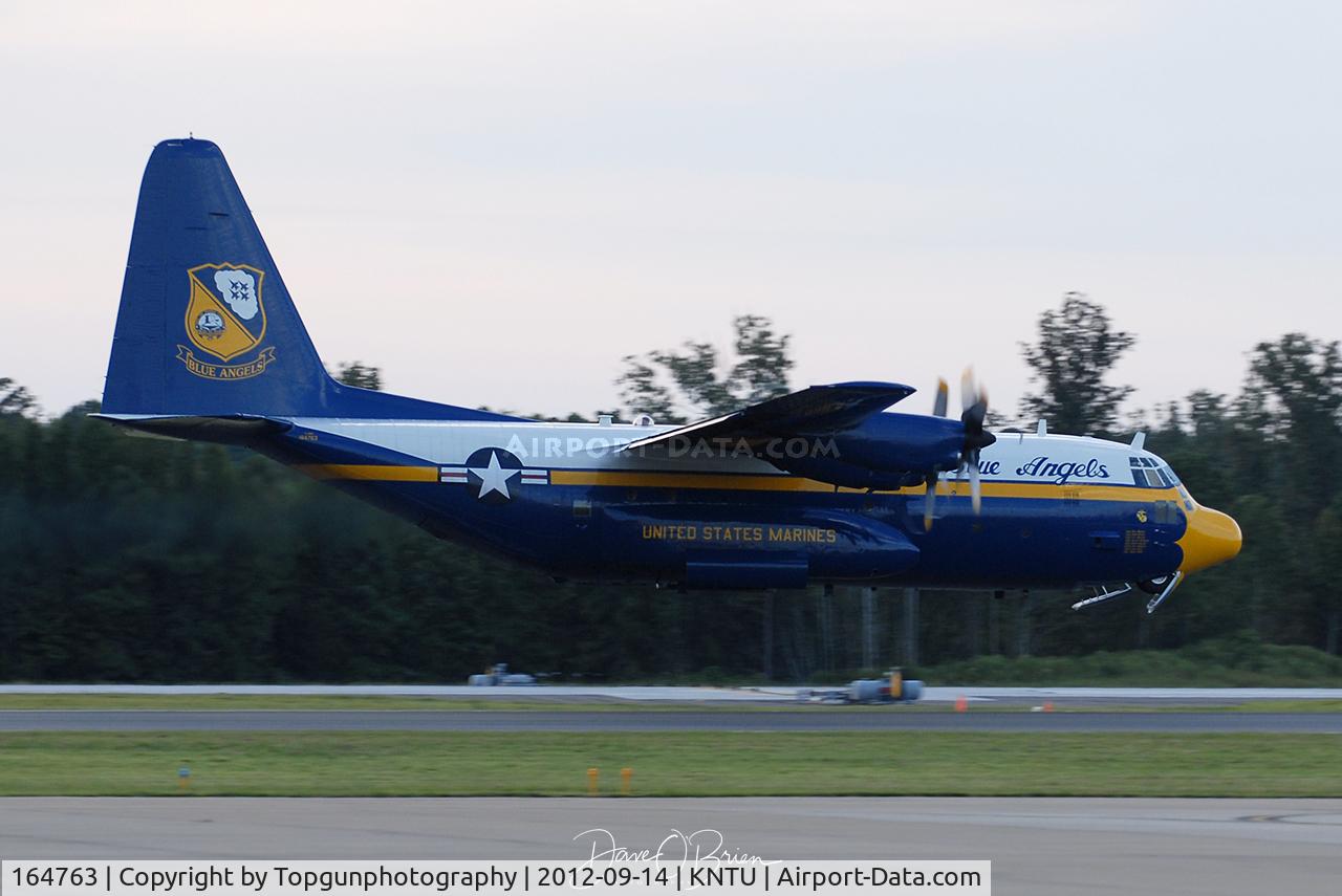 164763, 1992 Lockheed C-130T Hercules C/N 382-5258, Bert taking off for the evening show at Oceana