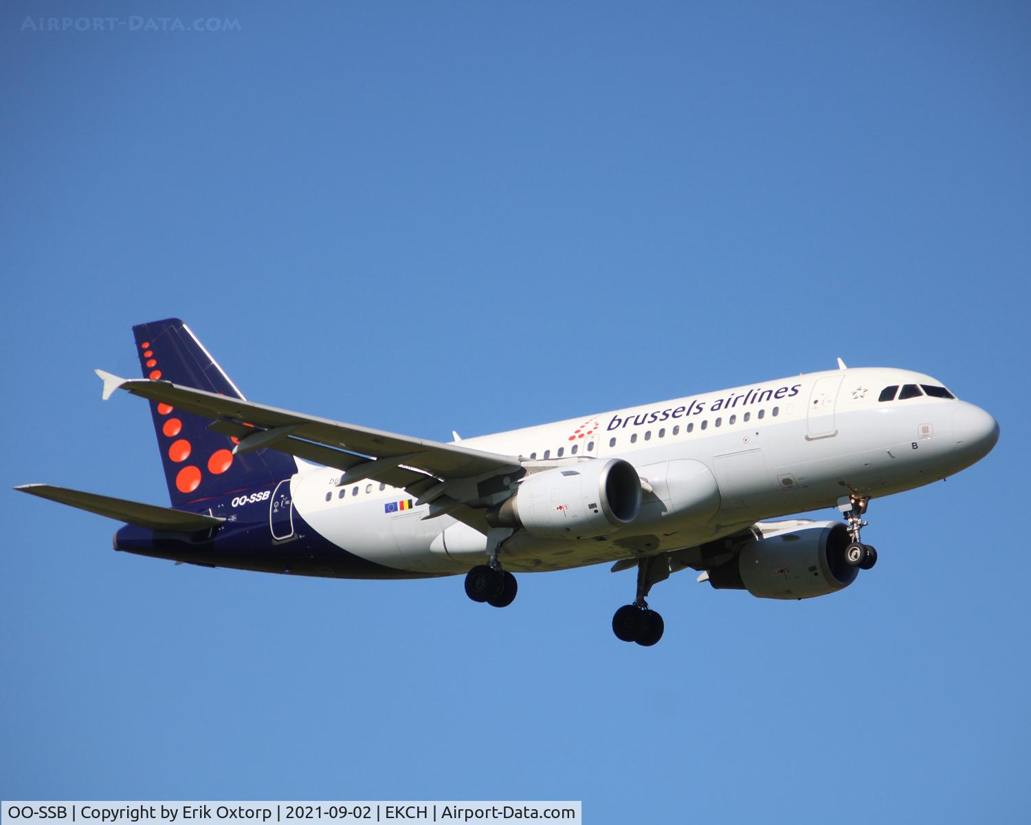 OO-SSB, 2005 Airbus A319-111 C/N 2400, OO-SSB landing rw 04L