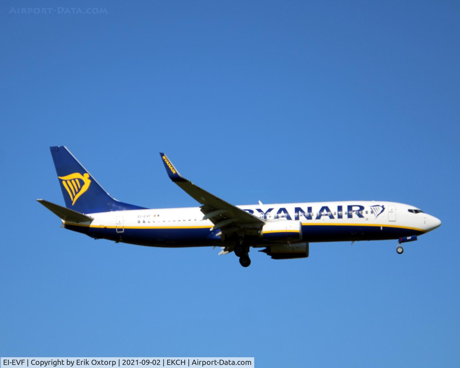 EI-EVF, 2012 Boeing 737-8AS C/N 40291, EI-EVF landig rw 04L