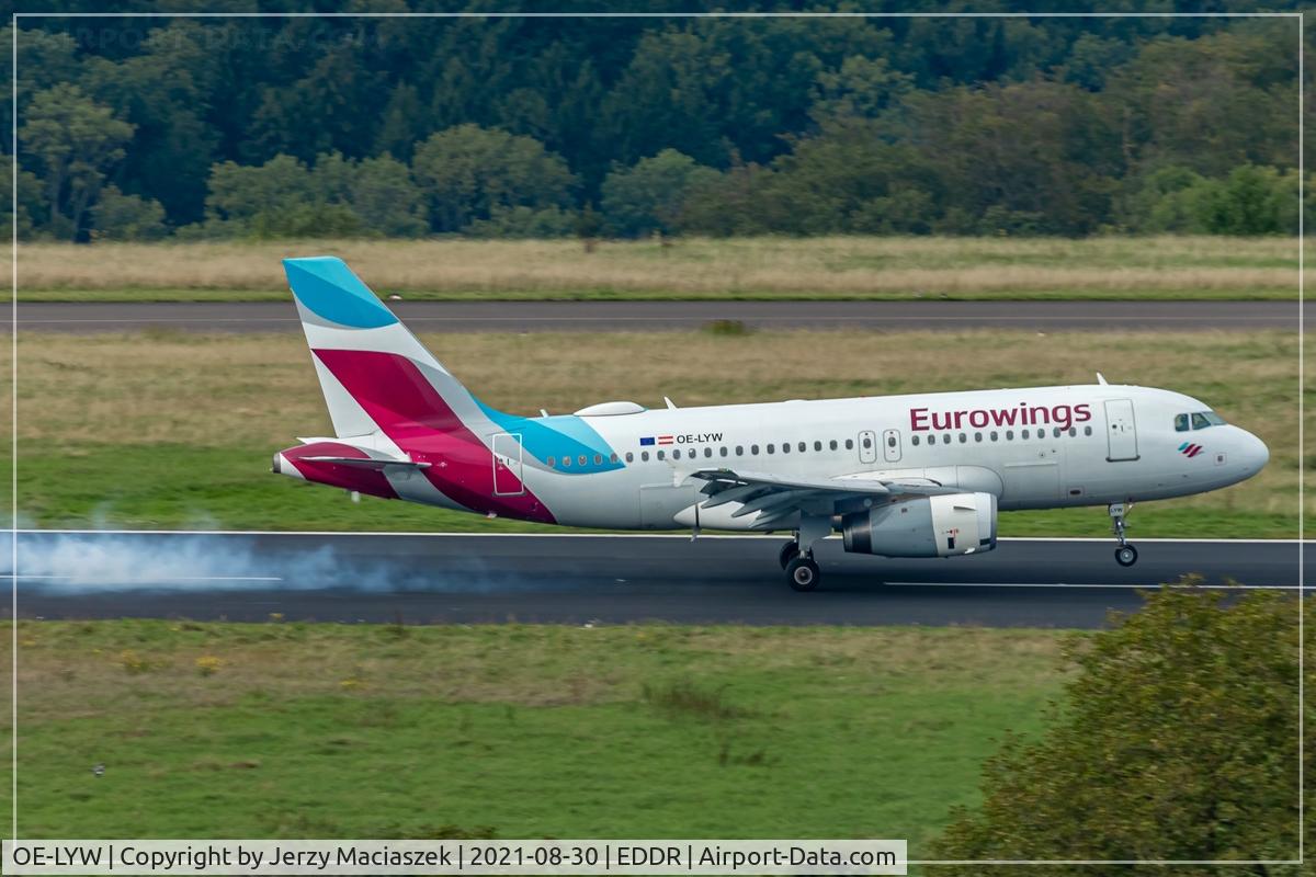 OE-LYW, 2012 Airbus A319-132 C/N 4998, 2012 Airbus A319-132, c/n: 4998