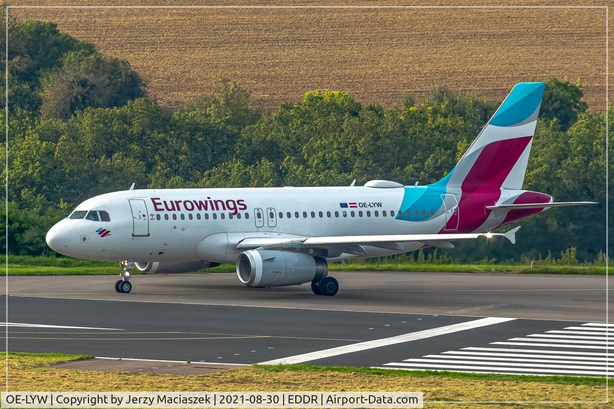 OE-LYW, 2012 Airbus A319-132 C/N 4998, 2012 Airbus A319-132, c/n: 4998