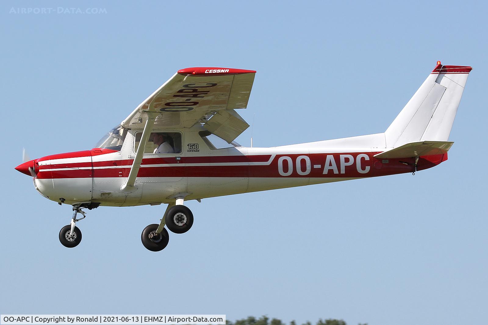 OO-APC, 1976 Cessna 150M C/N 15078295, at ehmz