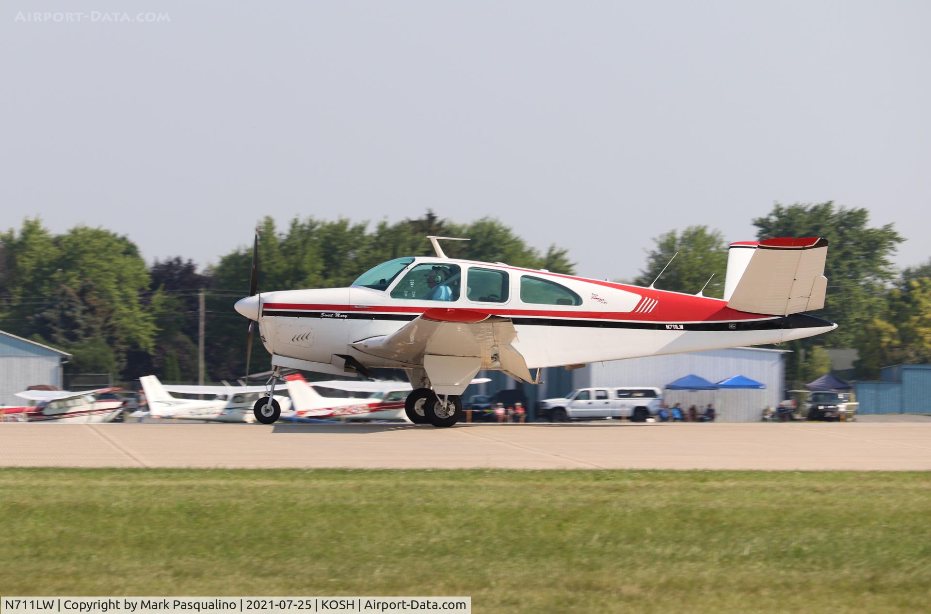 N711LW, 1962 Beech P35 Bonanza C/N D-6984, Beech P35