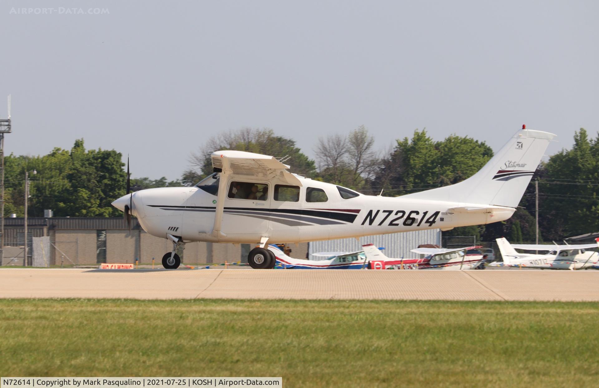 N72614, 2000 Cessna 206H Stationair C/N 20608117, Cessna 206H