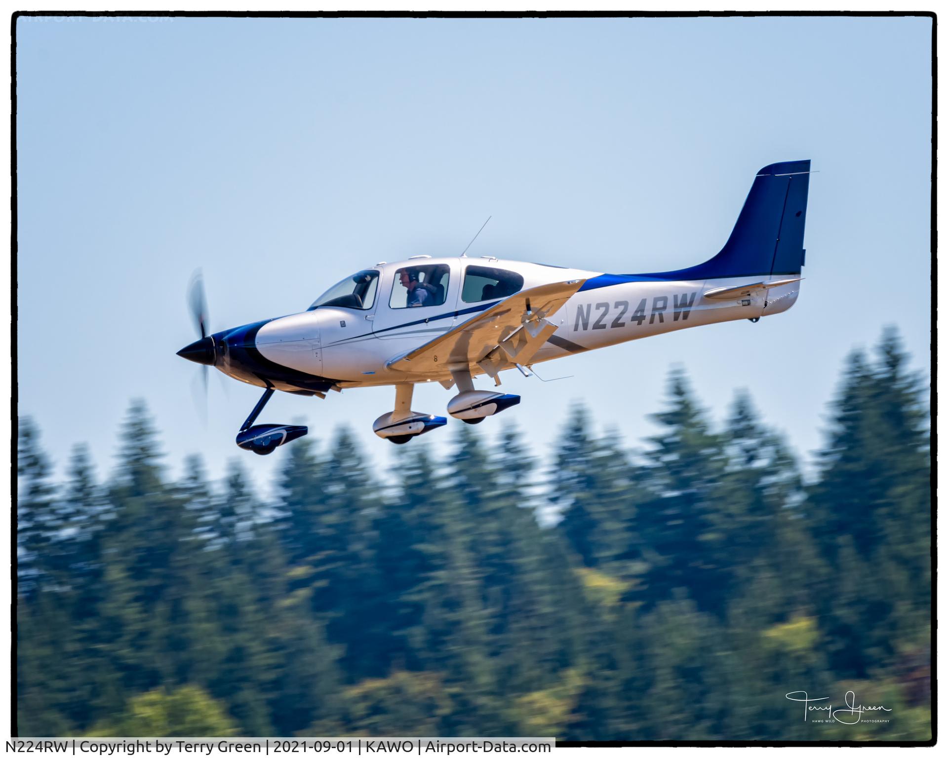 N224RW, 2005 Cirrus SR22 GTS C/N 1595, KAWO