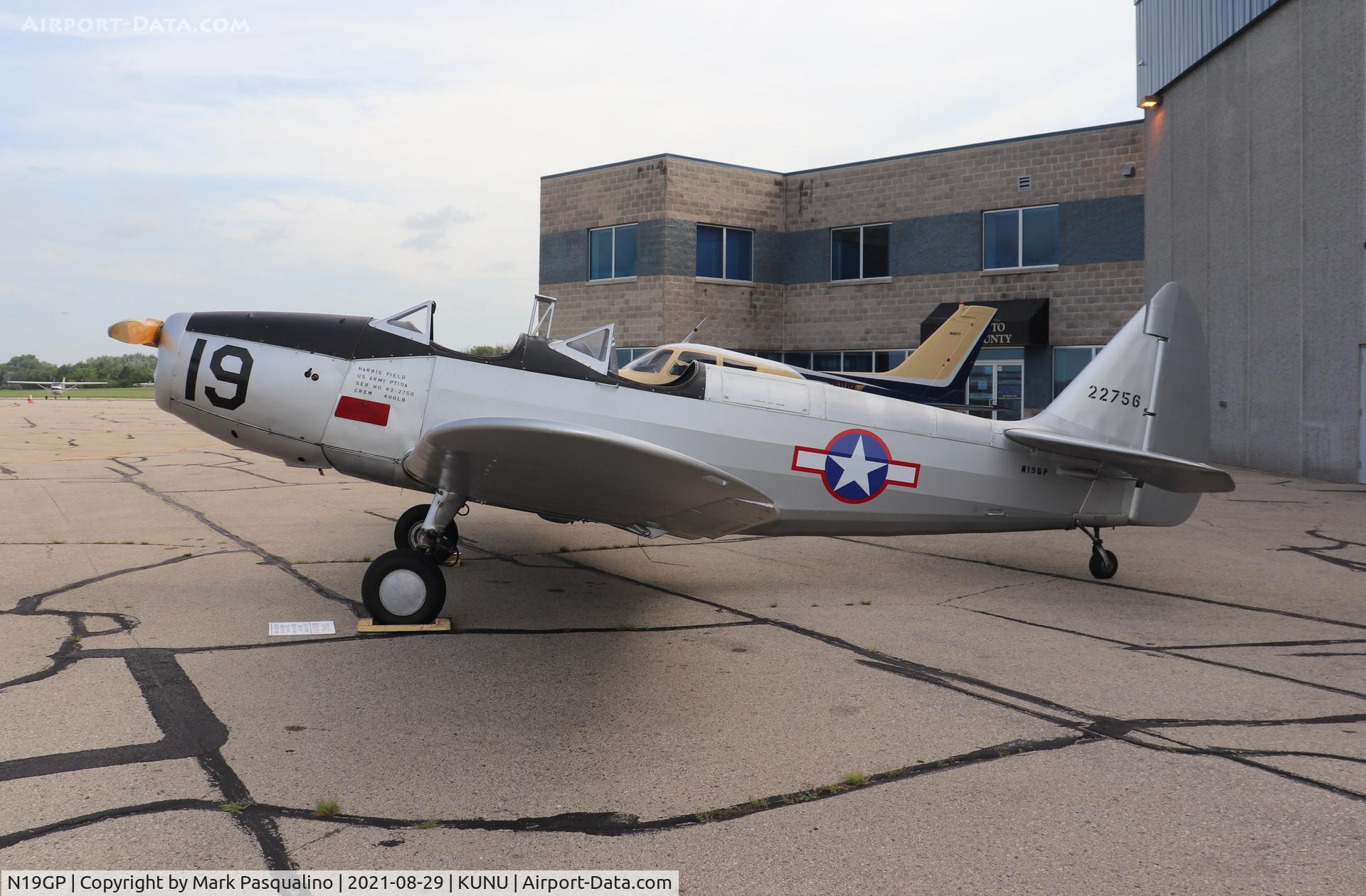 N19GP, 1942 Fairchild PT-19A C/N T42-1844, Fairchild PT-19A
