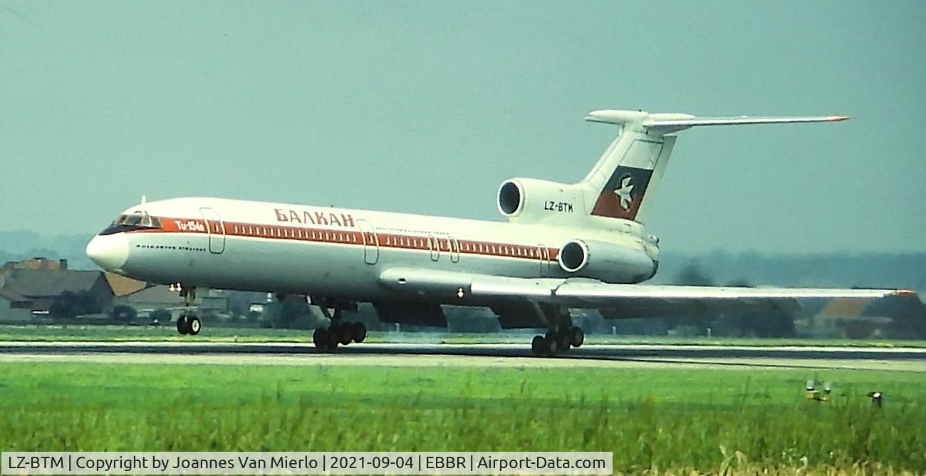 LZ-BTM, 1977 Tupolev Tu-154B C/N 77A209, Scan from slide late '80s