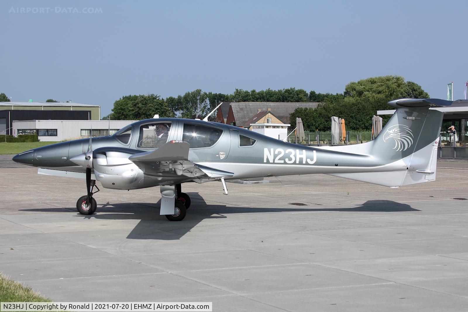 N23HJ, 2016 Diamond DA-62 C/N 62.021, at ehmz
