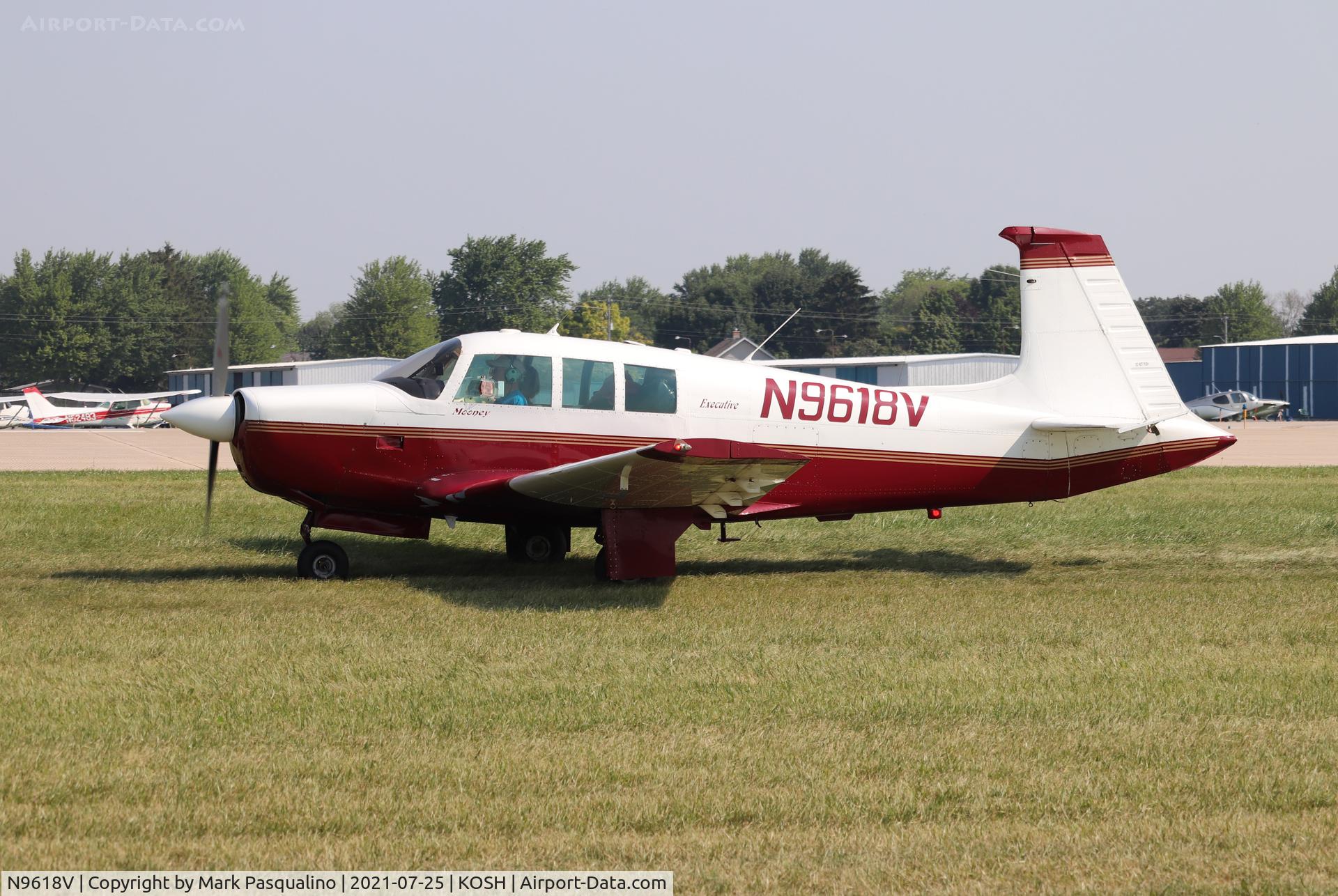 N9618V, 1971 Aerostar M-20F Aerostar 220 C/N 22-0009, Mooney M20F