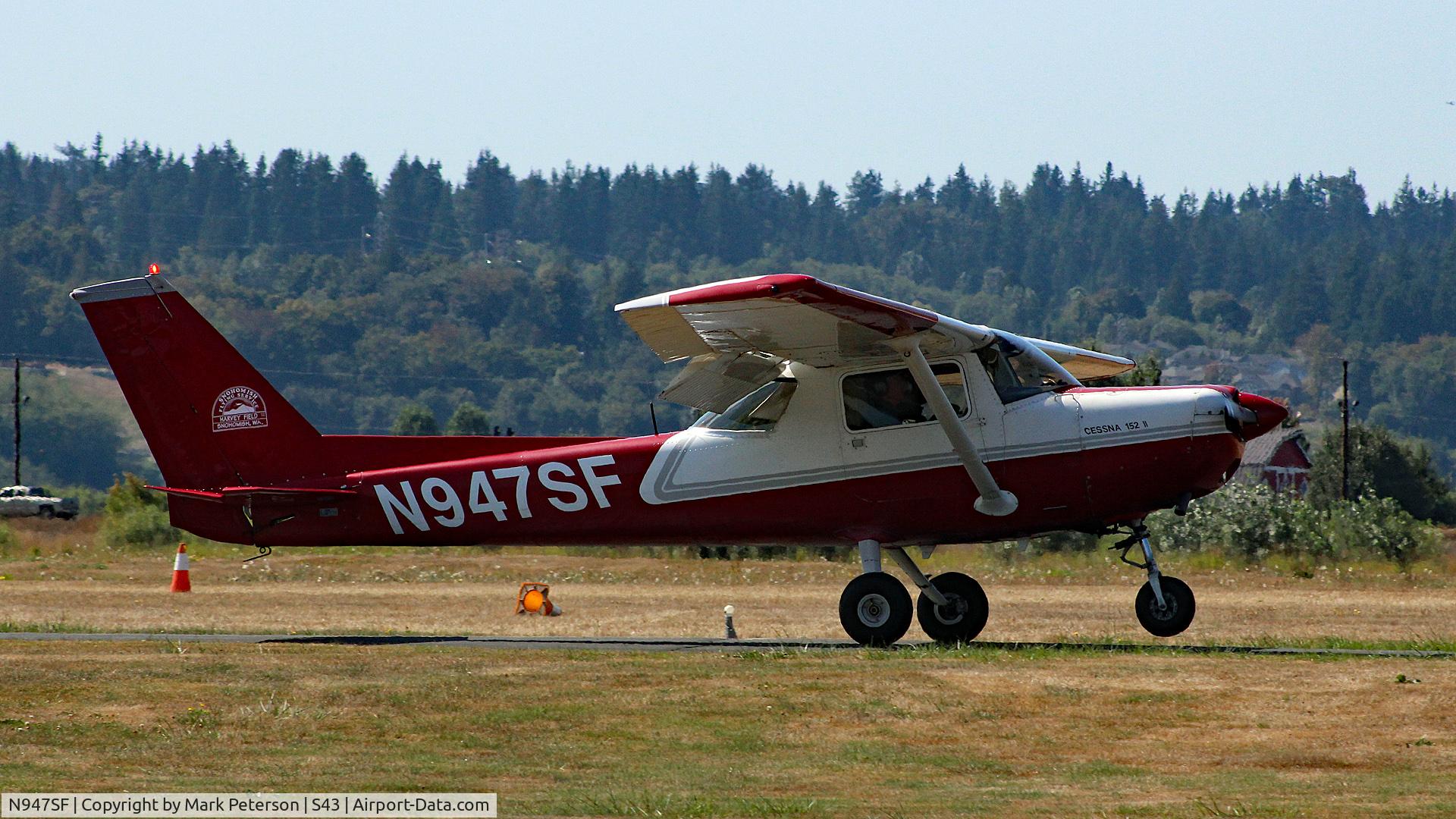 N947SF, 1983 Cessna 152 C/N 15285770, Landing At Harvey