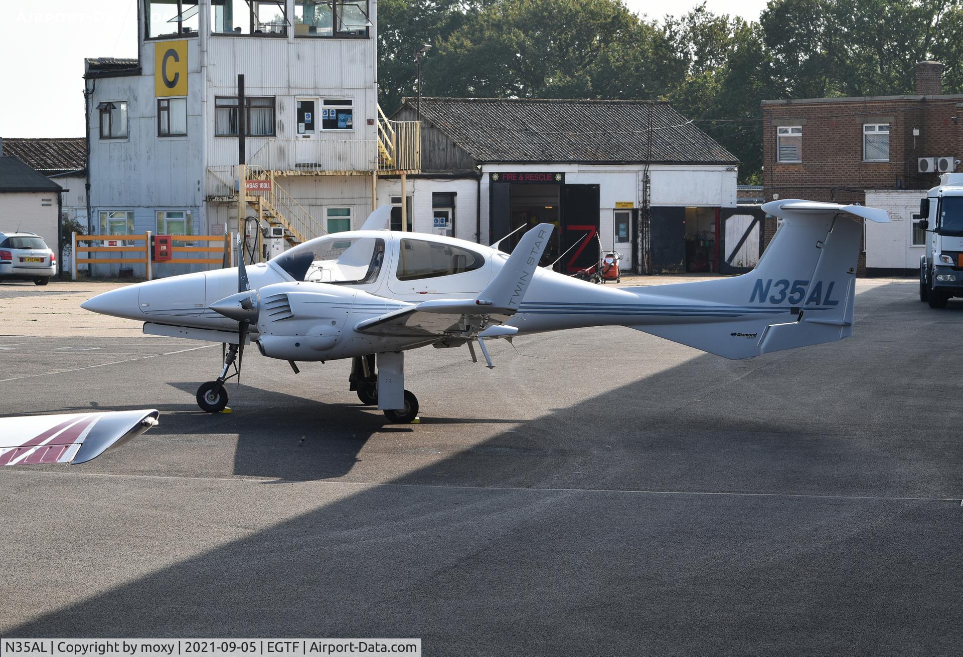 N35AL, 2006 Diamond DA-42 Twin Star C/N 42.147, Diamond DA-42 Twin Star at Fairoaks.