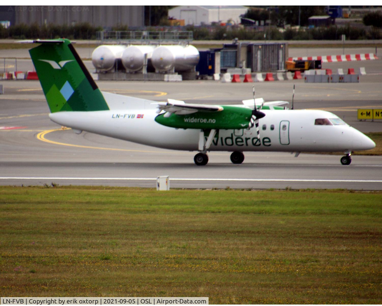 LN-FVB, 1999 De Havilland Canada DHC-8-103Q Dash 8 C/N 540, LN-FVB in OSL. Painted in the new Wideroe c/s