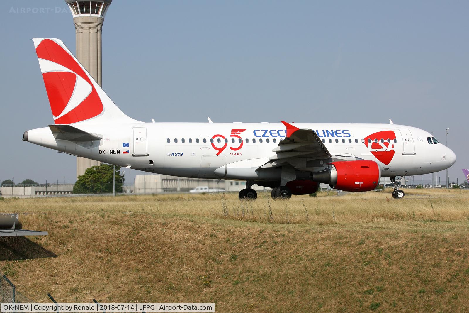 OK-NEM, 2008 Airbus A319-112 C/N 3406, at cdg