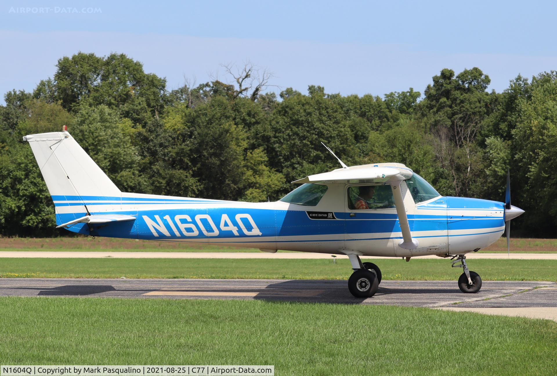 N1604Q, 1971 Cessna 150L C/N 15072904, Cessna 150L