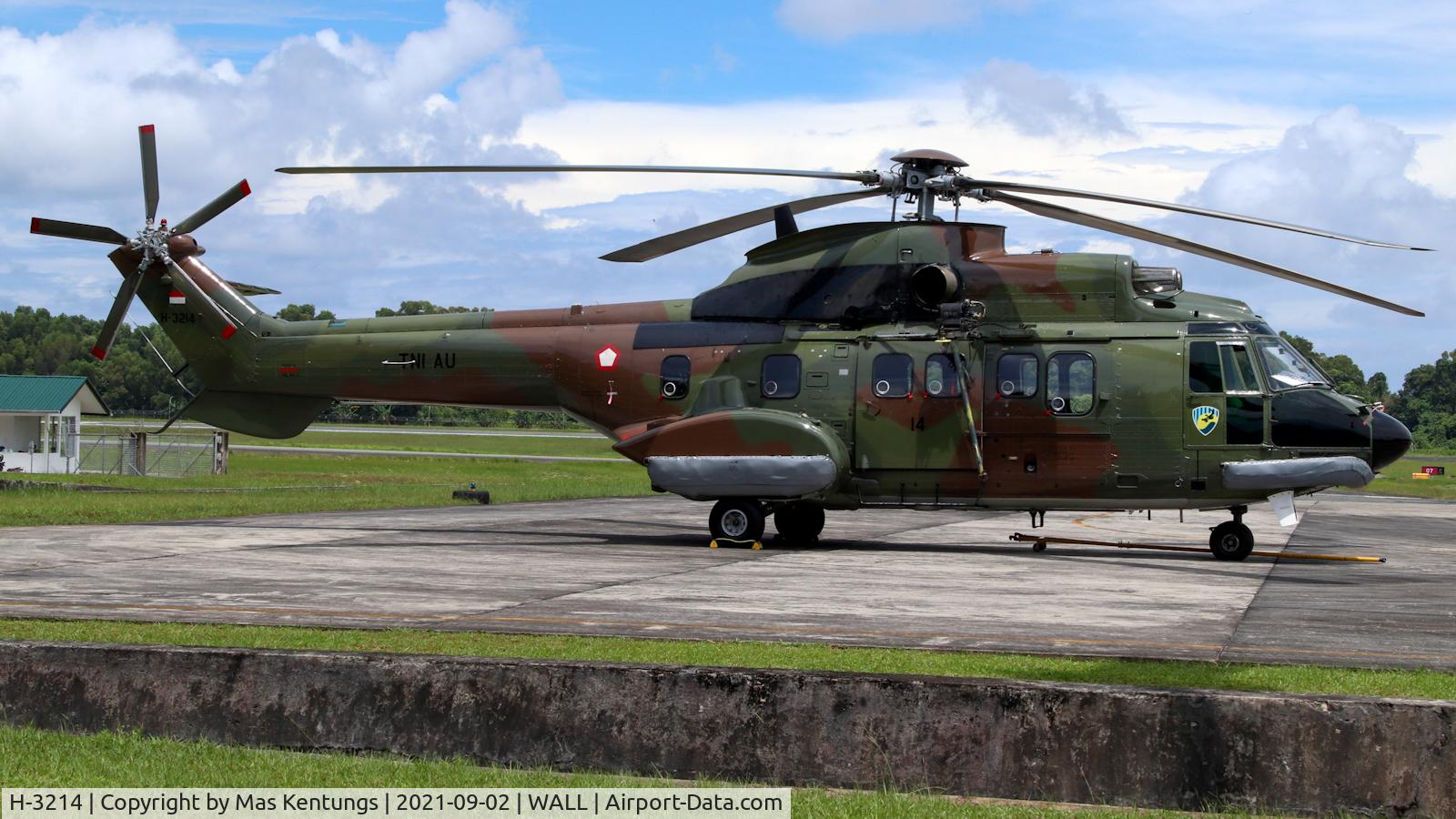 H-3214, IPTN NAS-332C Super Puma C/N Not found H-3214, This photo were taken at Balikpapan