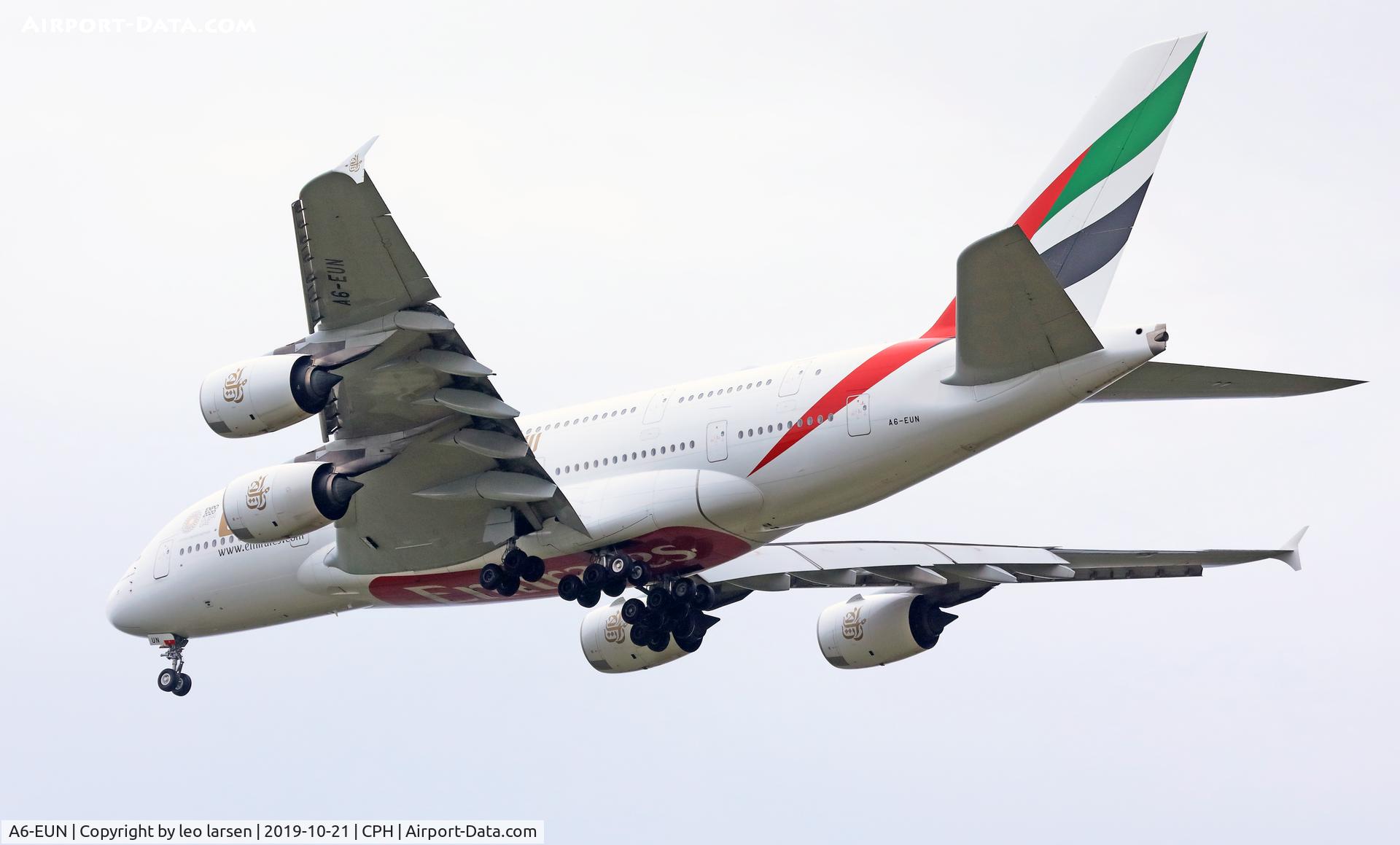 A6-EUN, 2016 Airbus A380-842 C/N 226, Copenhagen 21.10.2019 on final to R-04R