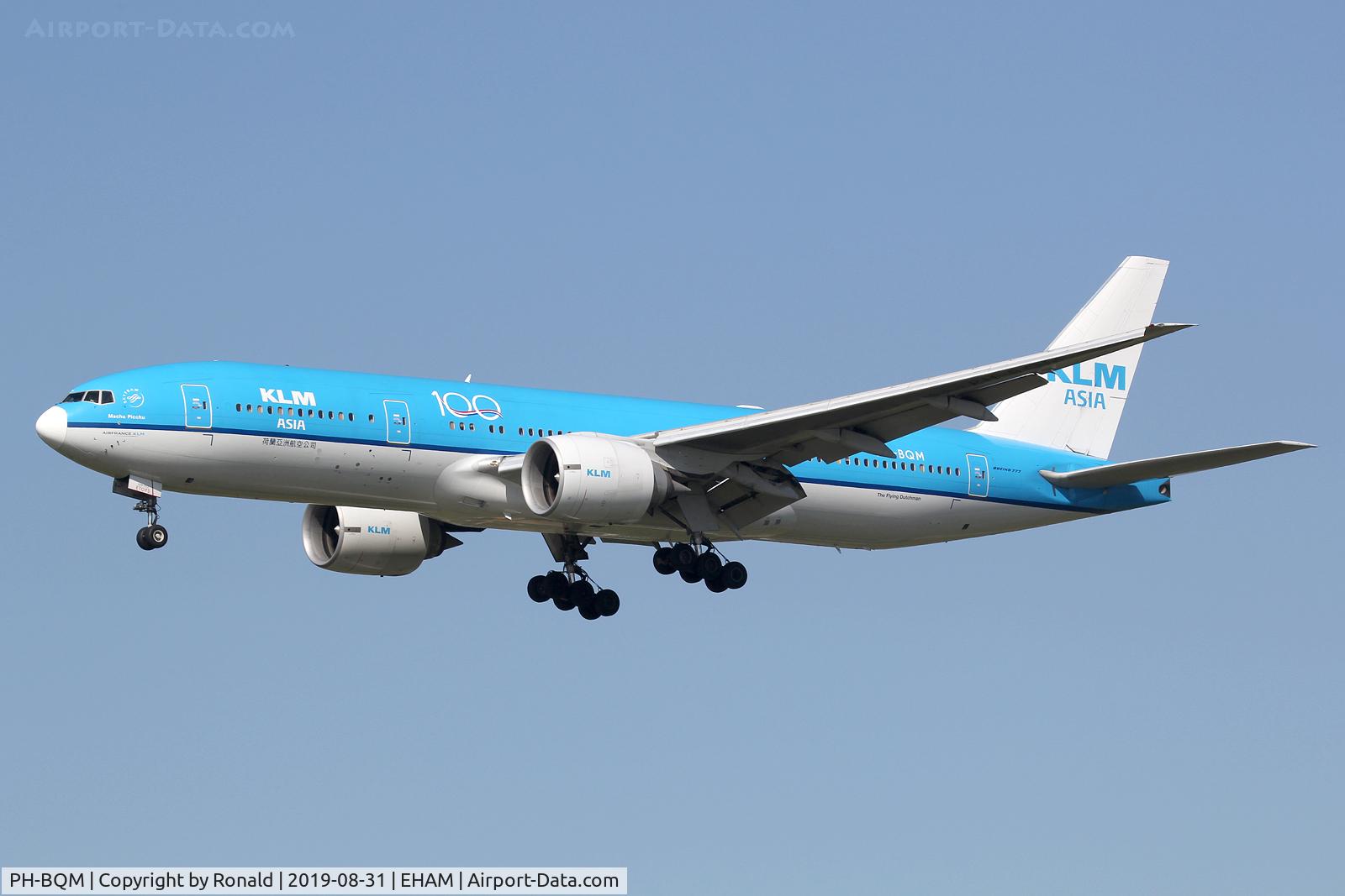 PH-BQM, 2006 Boeing 777-206/ER C/N 34712, at spl