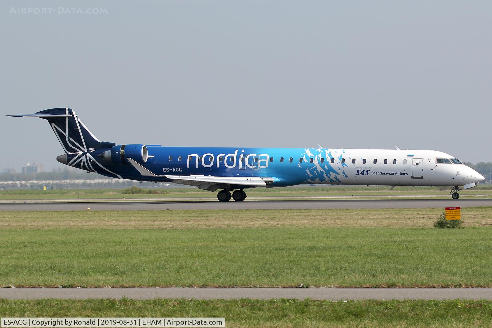 ES-ACG, 2012 Bombardier CRJ-900 NG (CL-600-2D24) C/N 15277, at spl