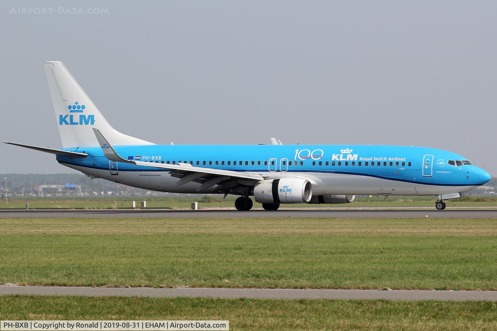 PH-BXB, 1999 Boeing 737-8K2 C/N 29132, at spl