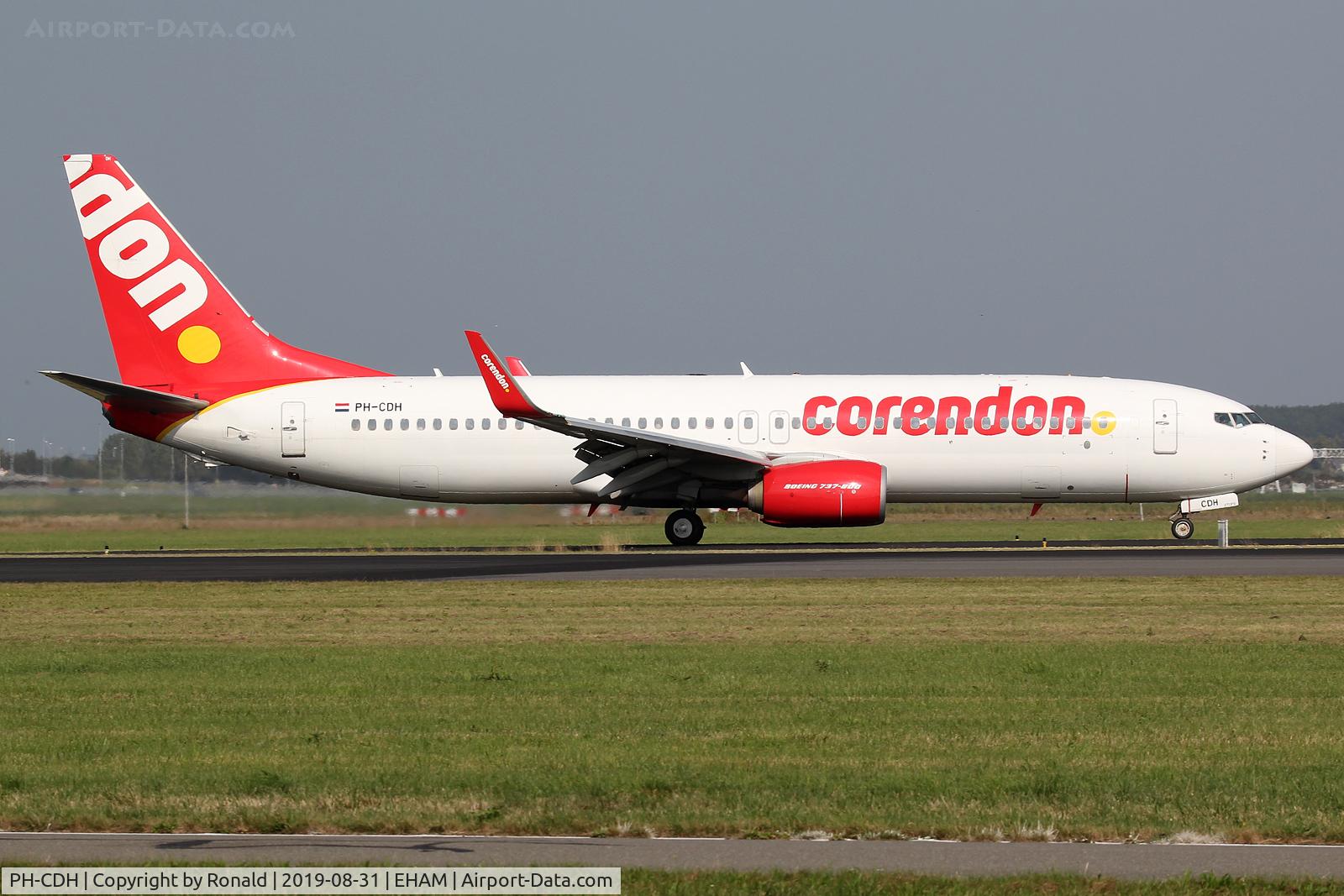 PH-CDH, 2011 Boeing 737-86J C/N 36121, at spl