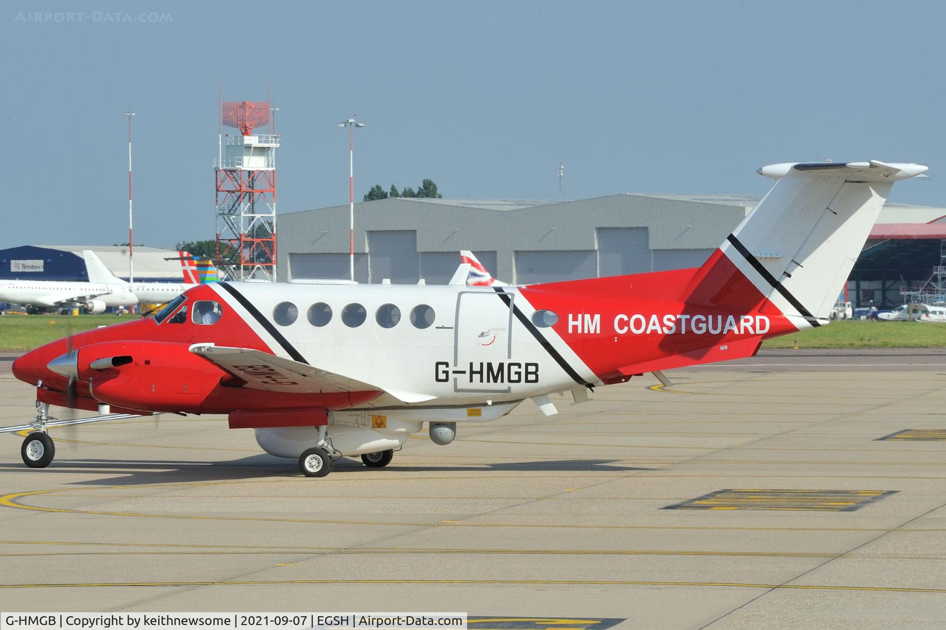 G-HMGB, 1980 Beech 200 Super King Air C/N BB-752, Leaving Norwich.