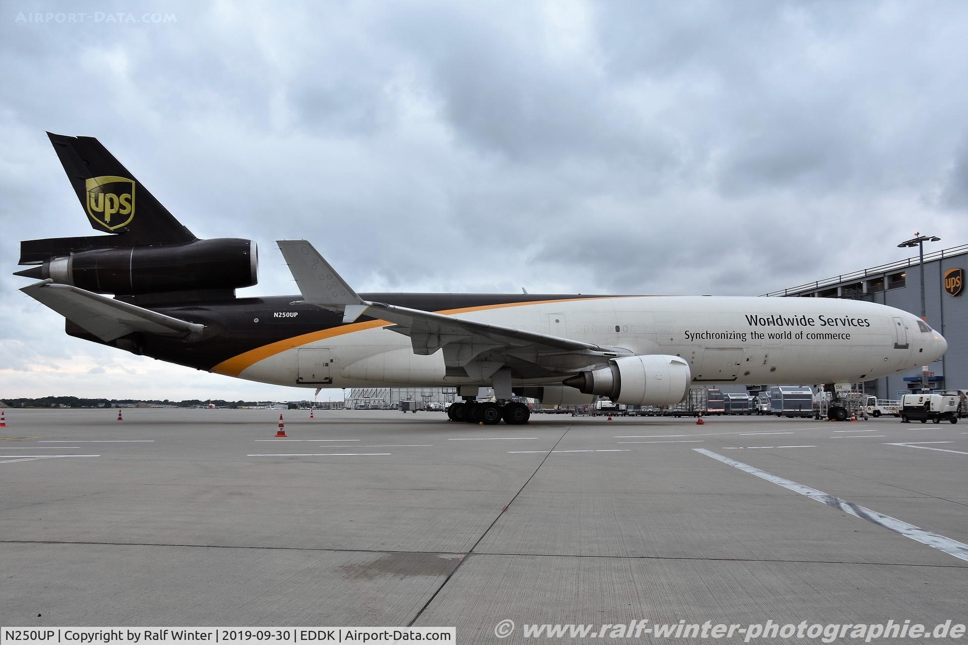 N250UP, 1995 McDonnell Douglas MD-11F C/N 48745, McDonnell Douglas MD-11F - 5X UPS United Parcel Service - 48745 - N250UP - 30.09.2019 - CGN
