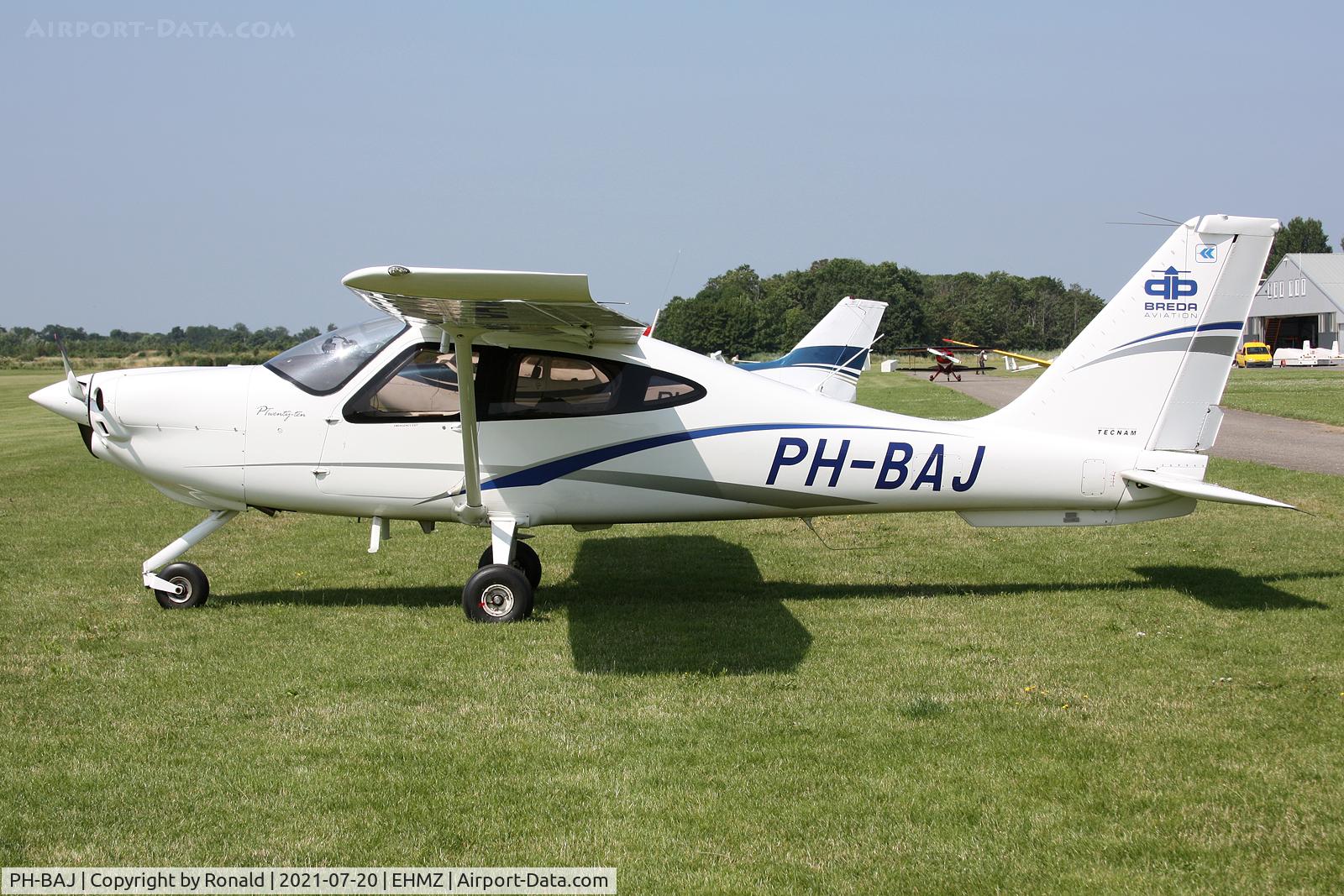 PH-BAJ, 2016 Tecnam P-2010 C/N 037, at ehmz