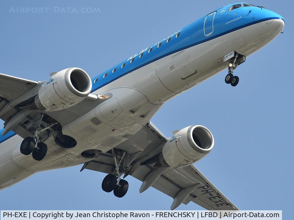 PH-EXE, 2015 Embraer 190STD (ERJ-190-100) C/N 19000687, KLM Cityhopper from Amsterdam landing runway 23