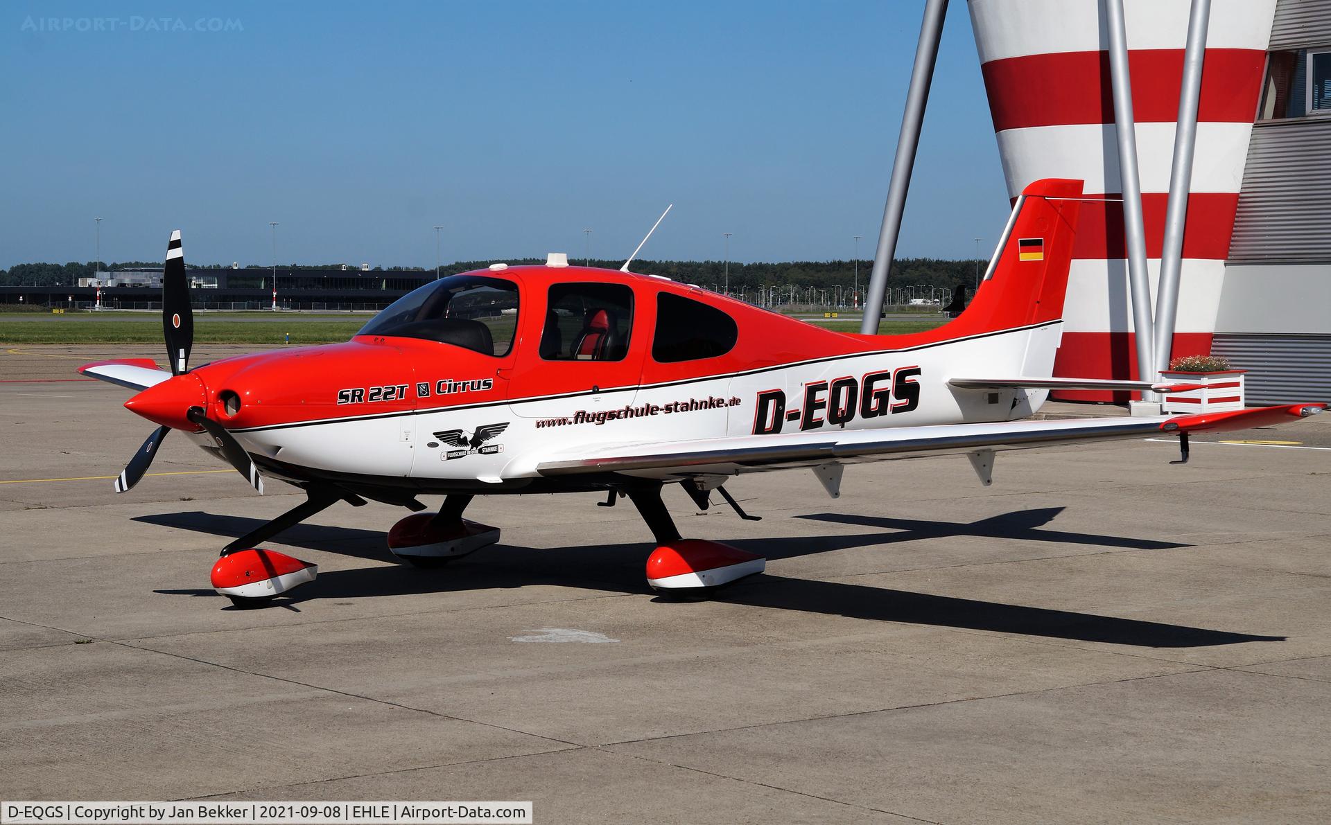 D-EQGS, Cirrus SR-22T C/N 0182, Lelystad Airport