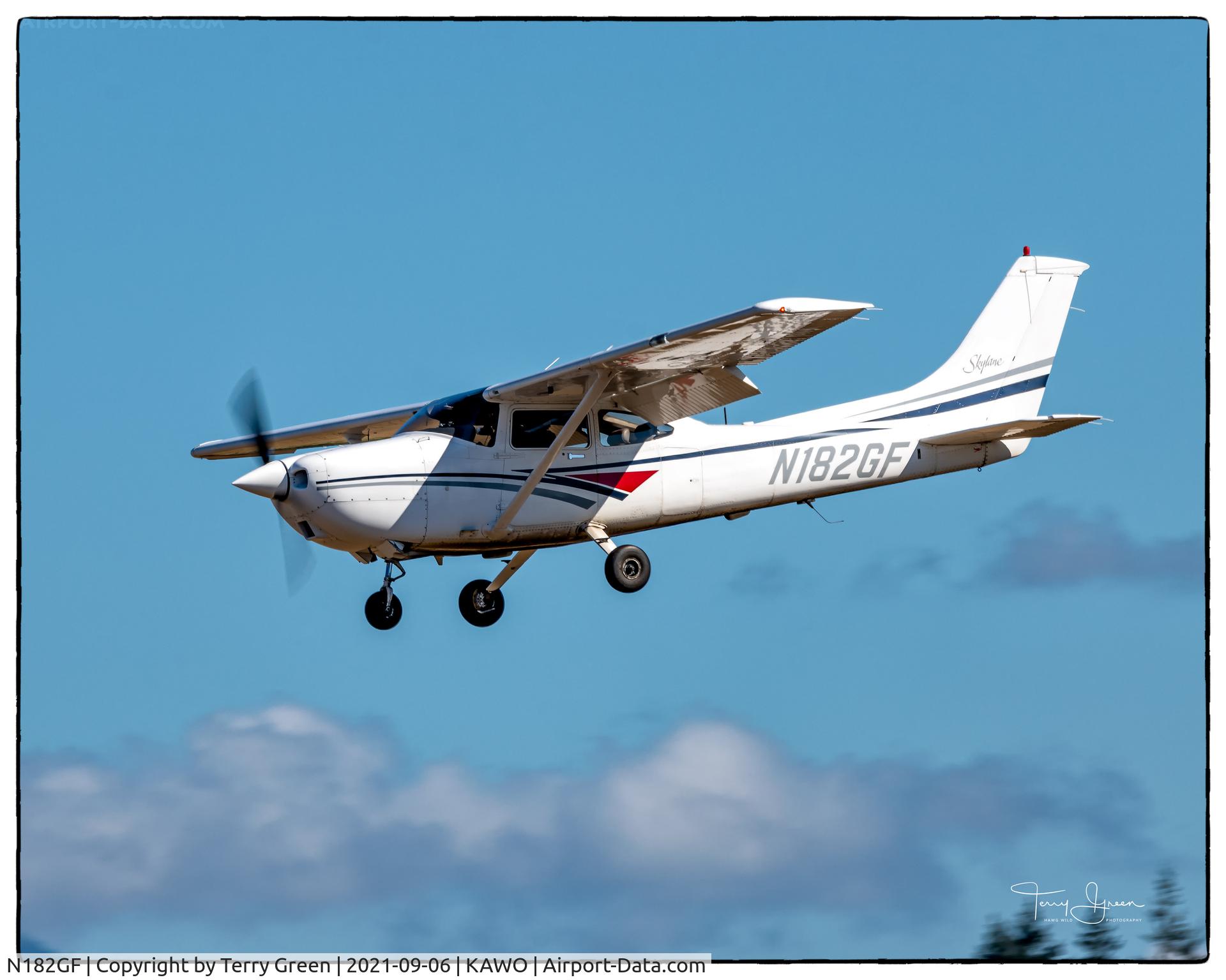 N182GF, Cessna 182S Skylane C/N 18280058, KAWO